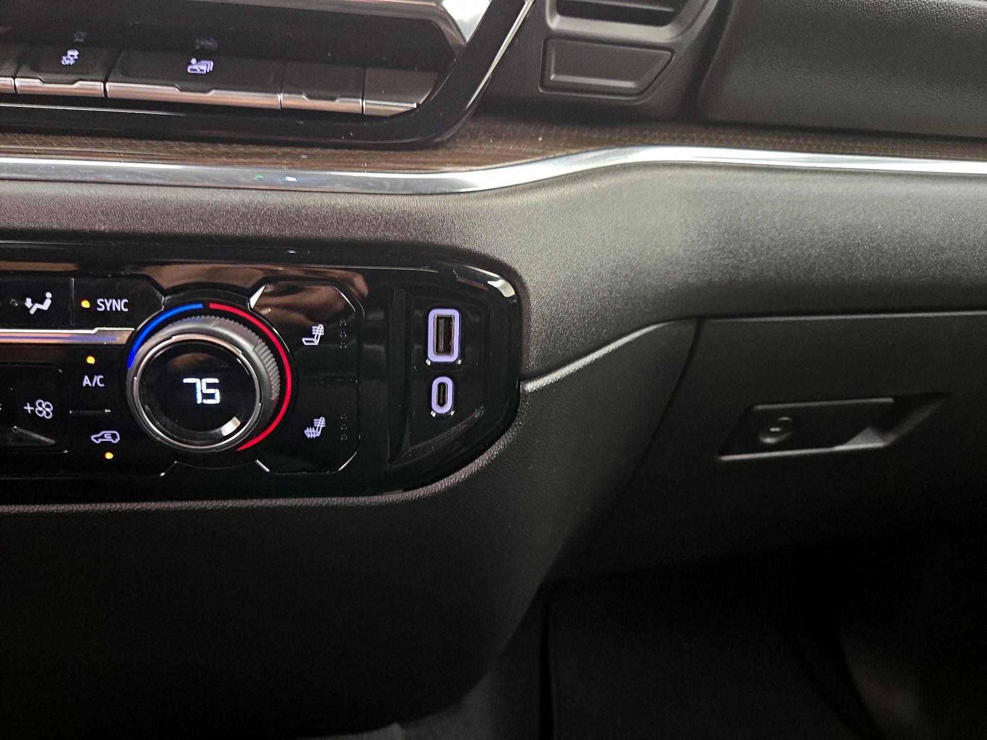 Thumbnail: 2023 Chevrolet Silverado 1500 - 18