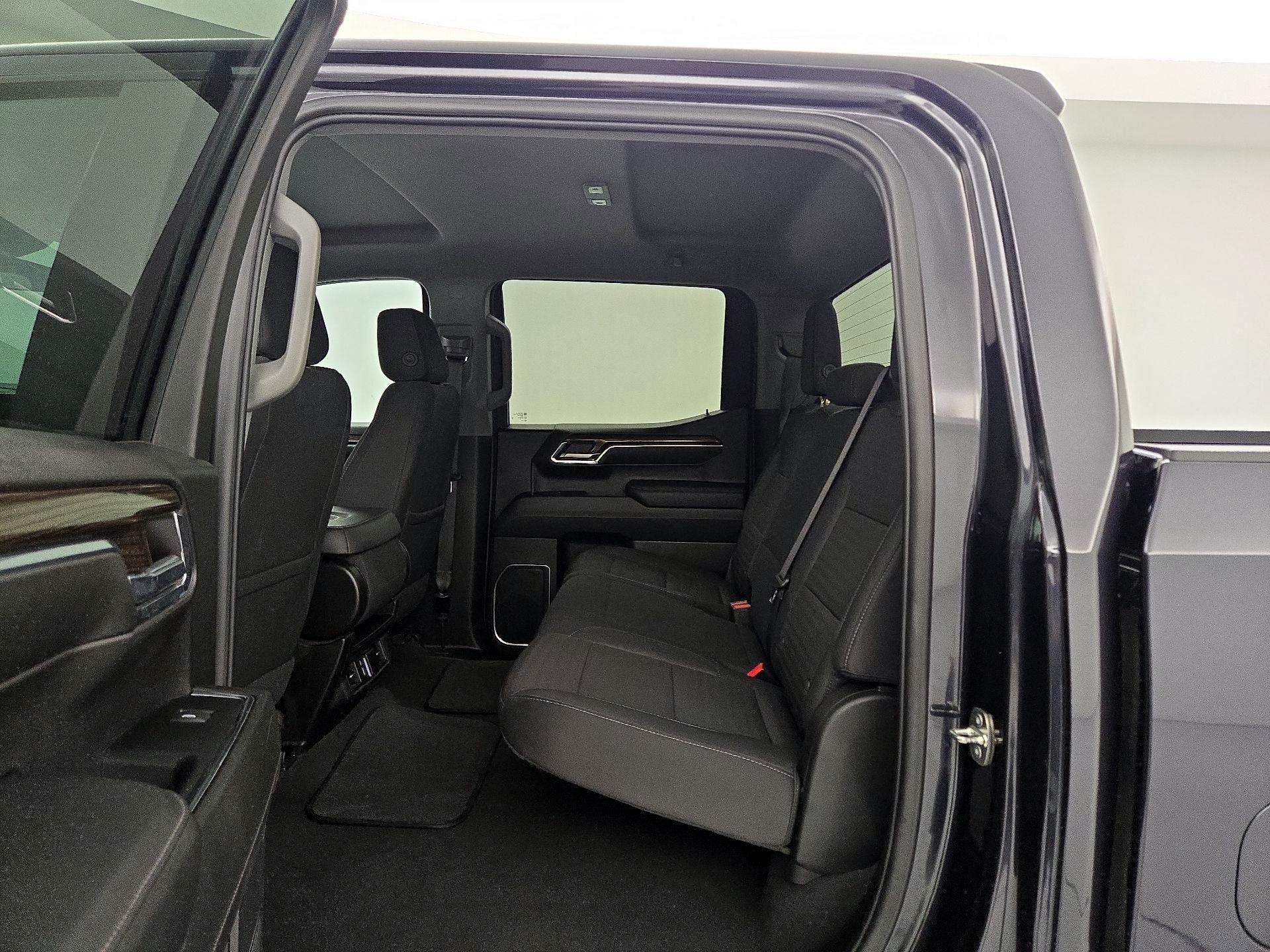 Thumbnail: 2023 Chevrolet Silverado 1500 - 19