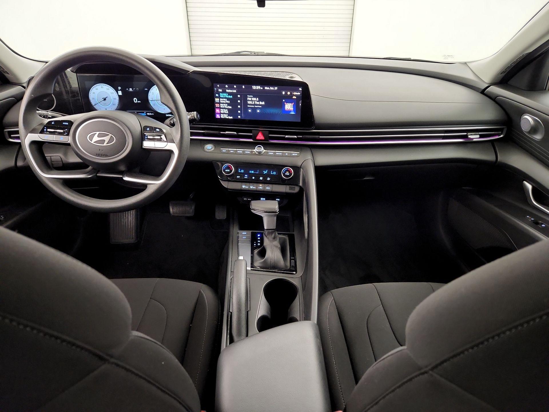 Thumbnail: 2024 Hyundai Elantra - 9