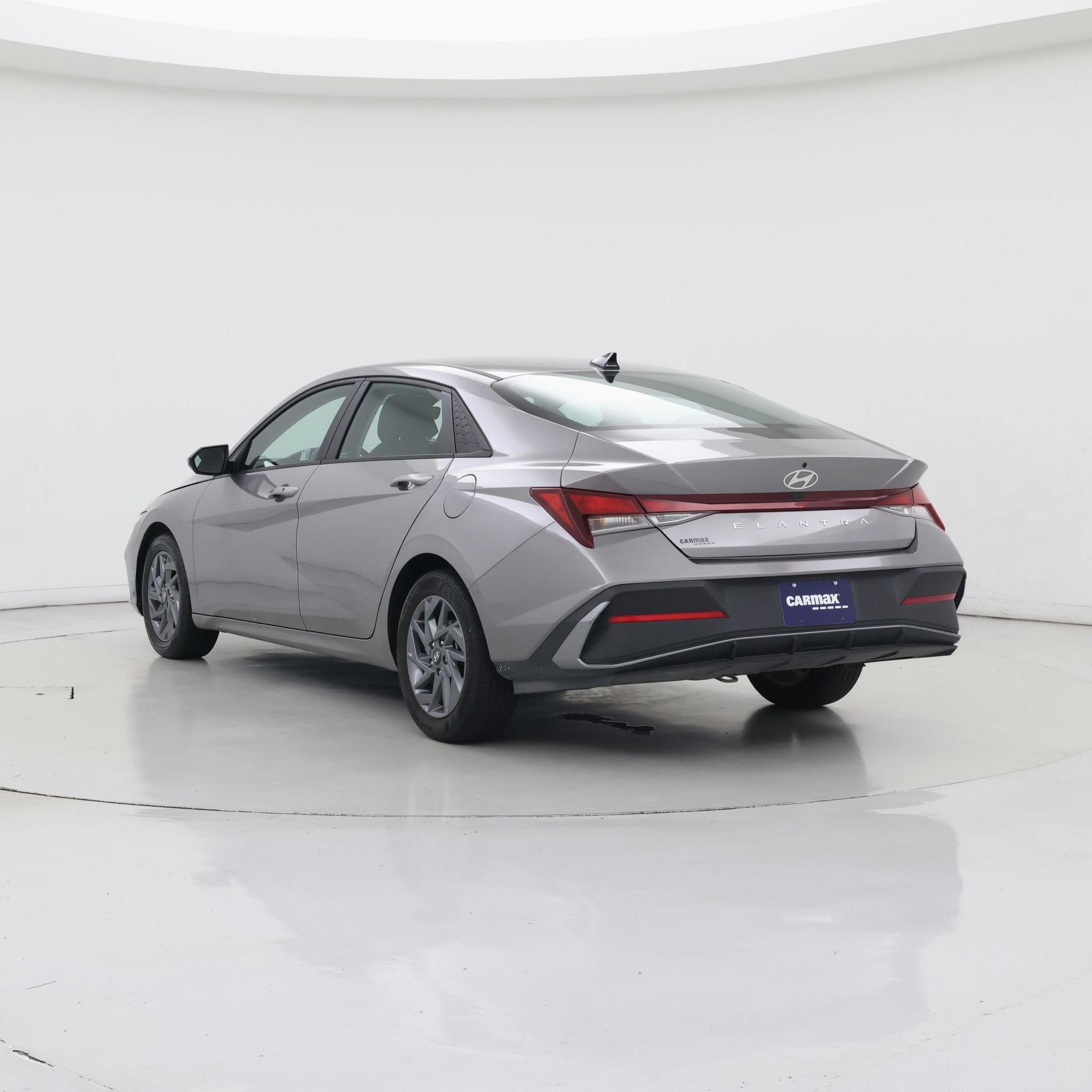 Thumbnail: 2024 Hyundai Elantra - 2