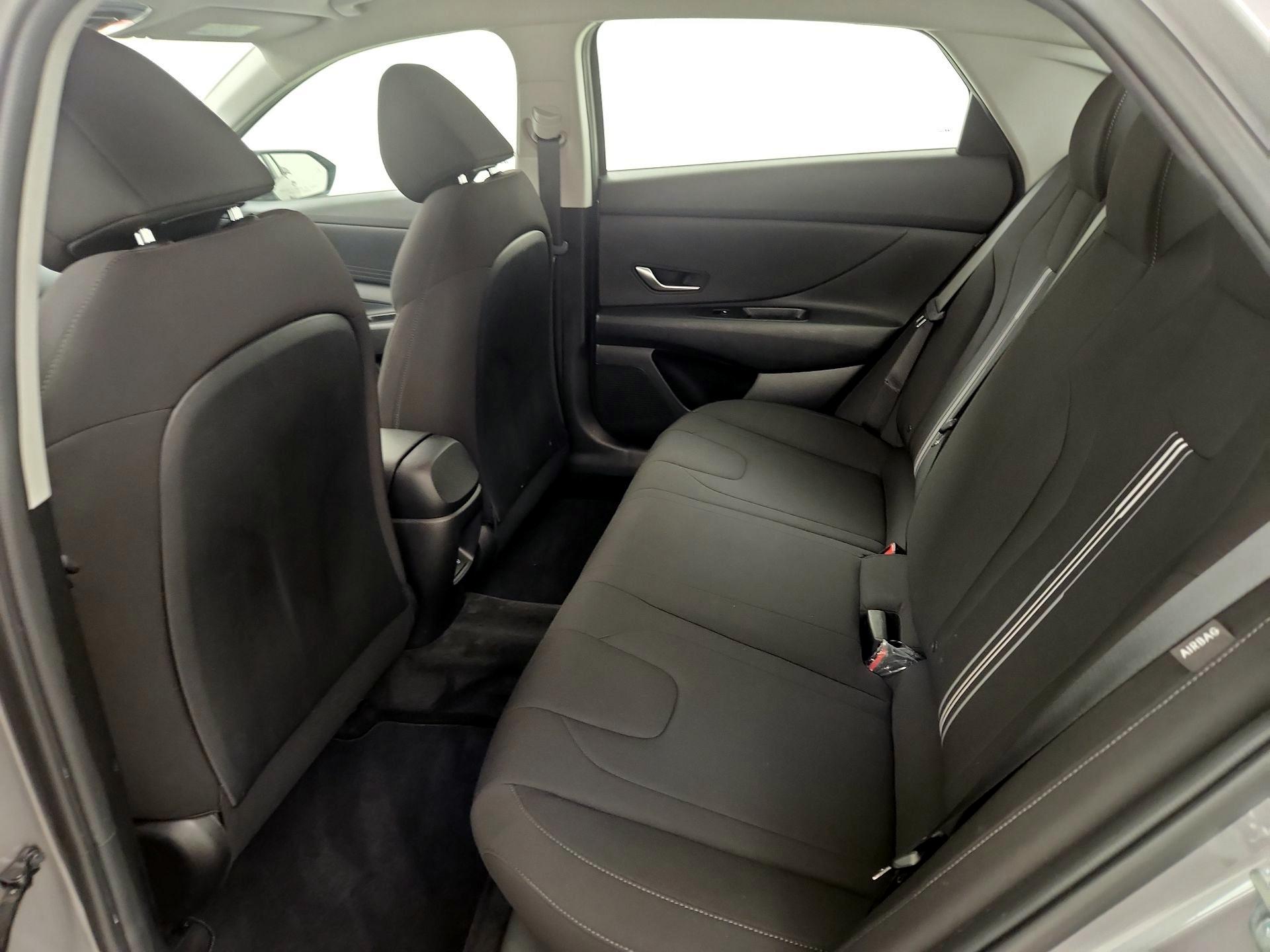 Thumbnail: 2024 Hyundai Elantra - 20