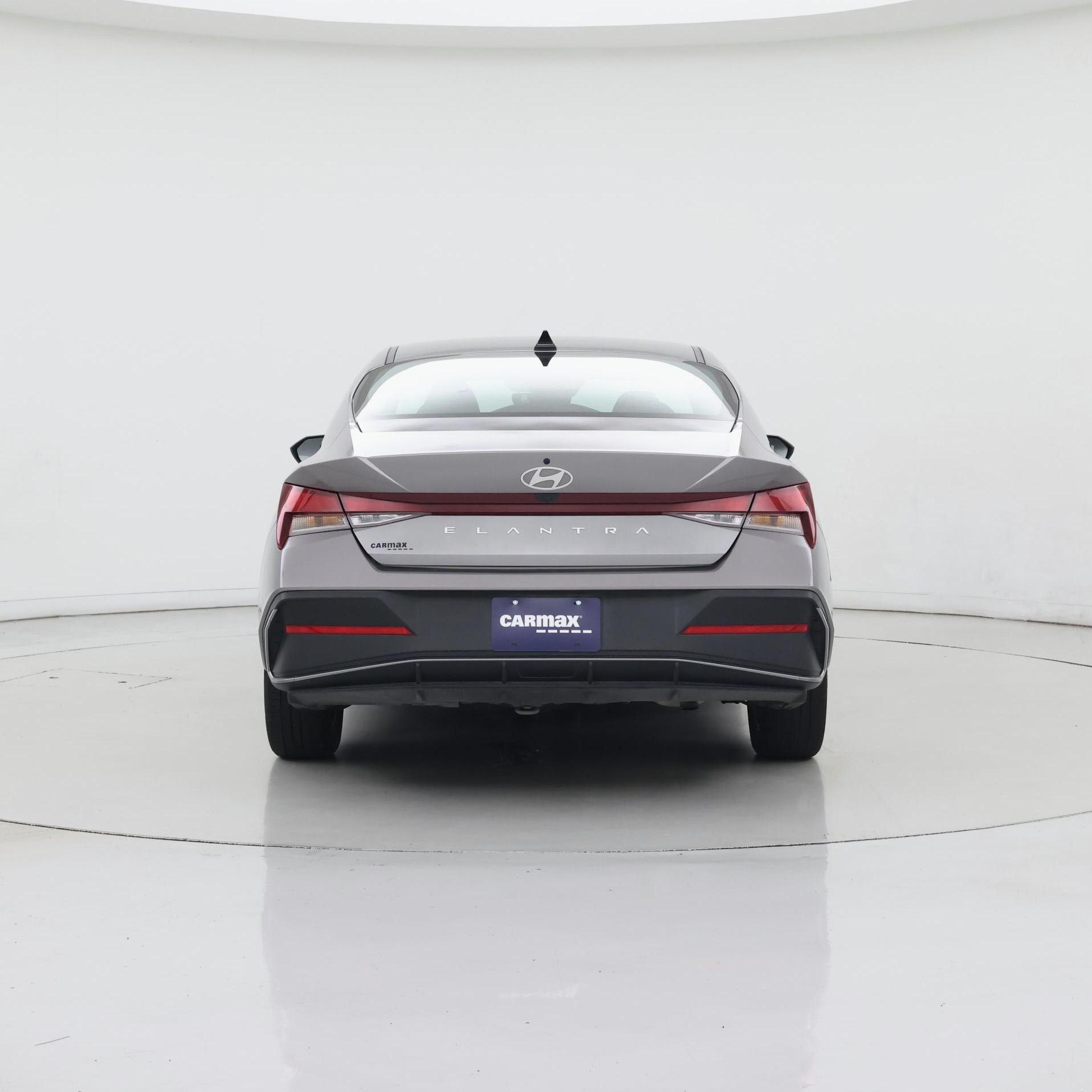 Thumbnail: 2024 Hyundai Elantra - 6