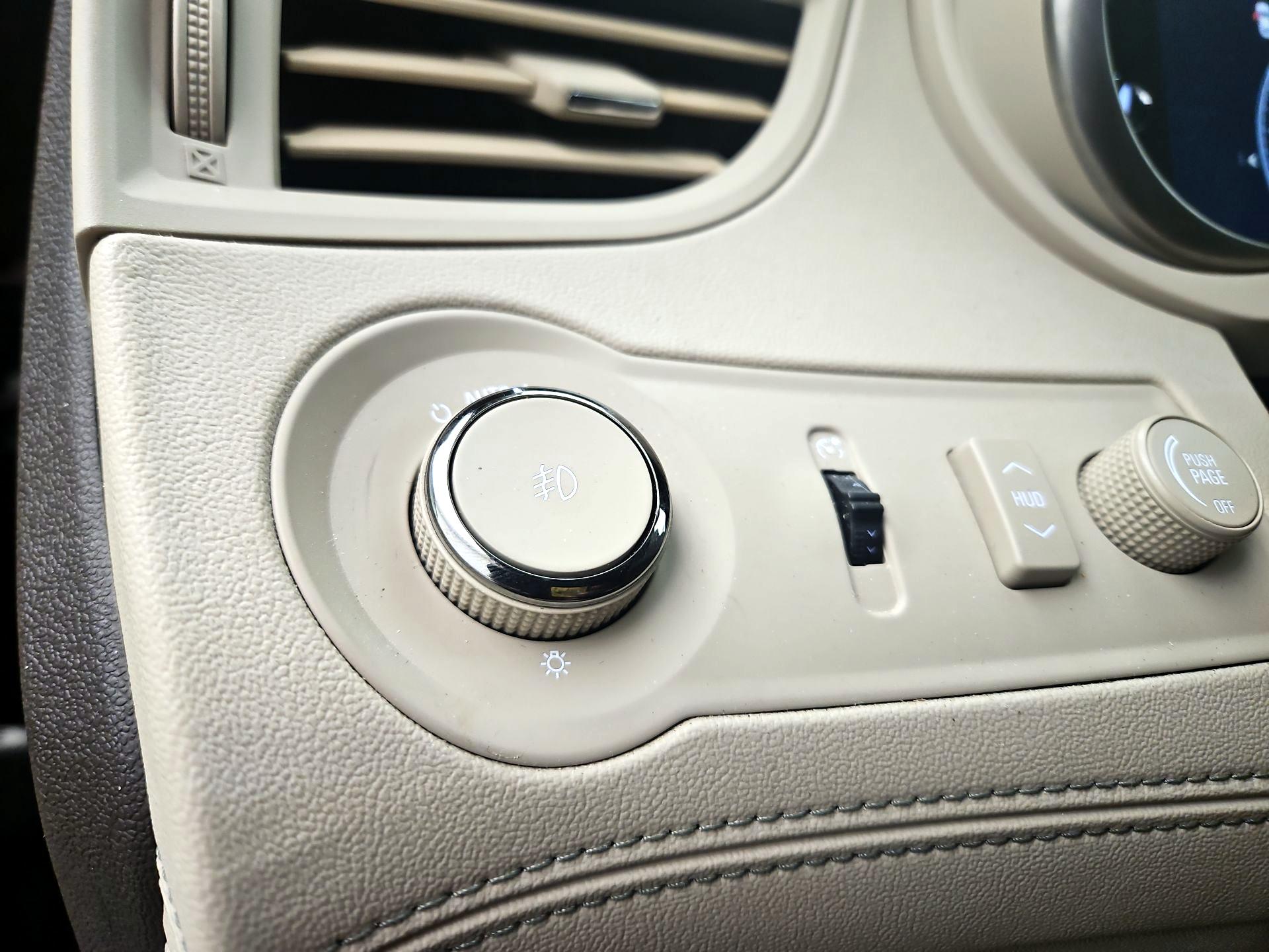 Thumbnail: 2015 Buick LaCrosse - 13