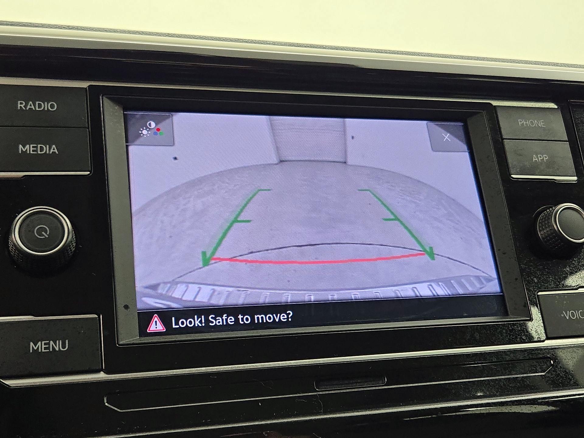 Thumbnail: 2024 Volkswagen Taos - 14