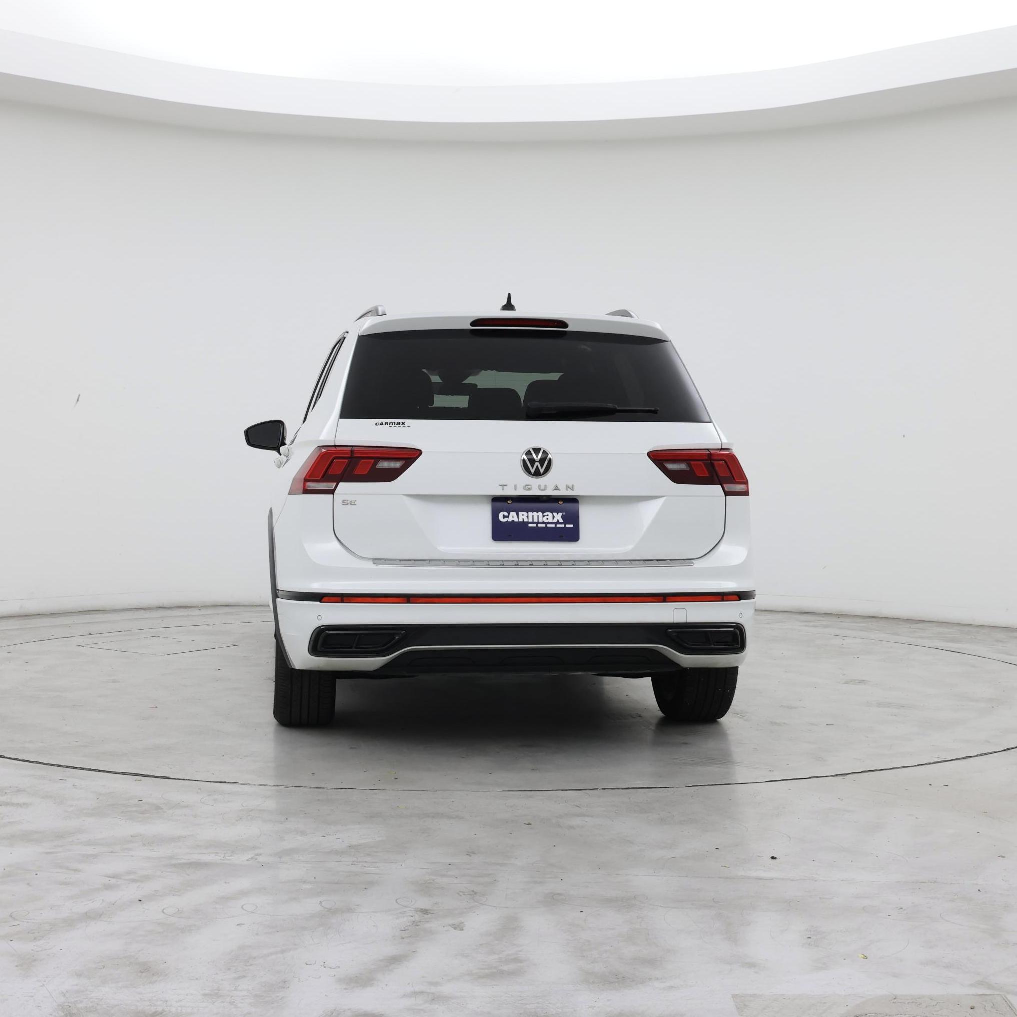 Thumbnail: 2022 Volkswagen Tiguan - 6