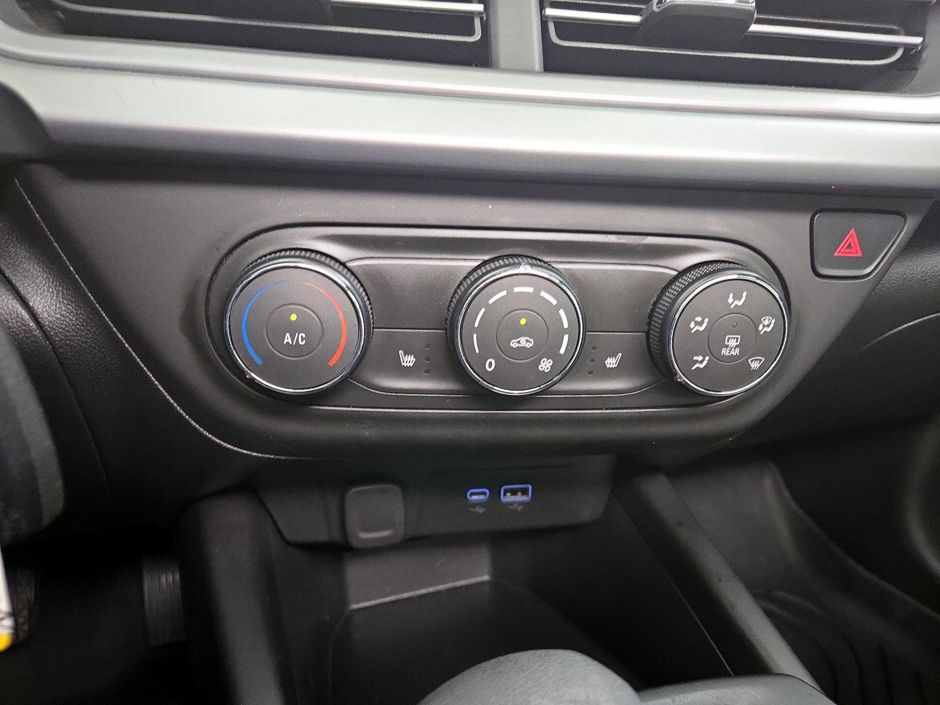 Thumbnail: 2025 Chevrolet Trax - 14