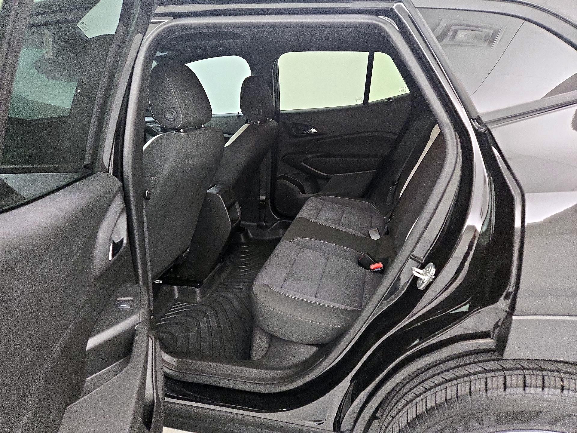 Thumbnail: 2025 Chevrolet Trax - 18