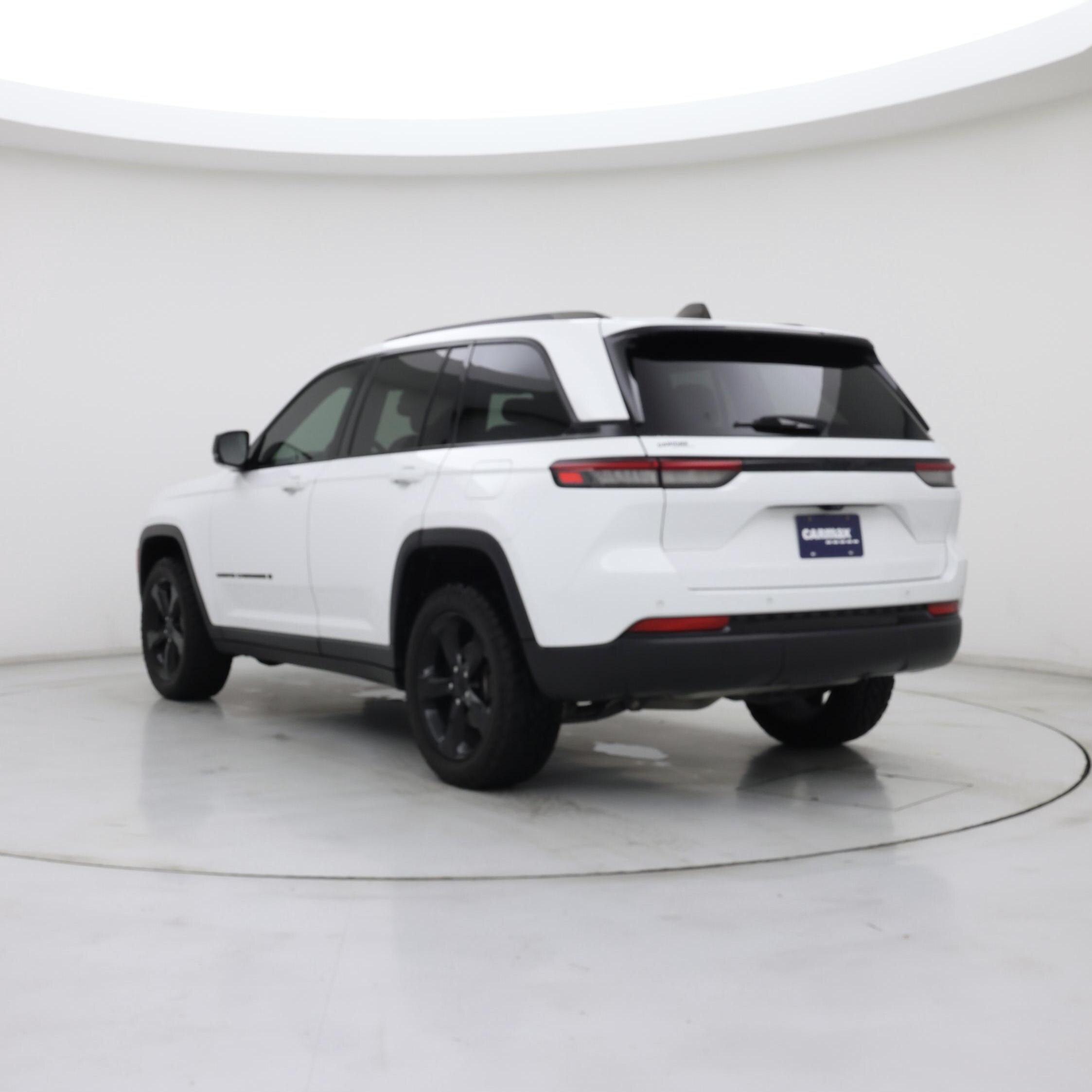 Thumbnail: 2023 Jeep Grand Cherokee - 2