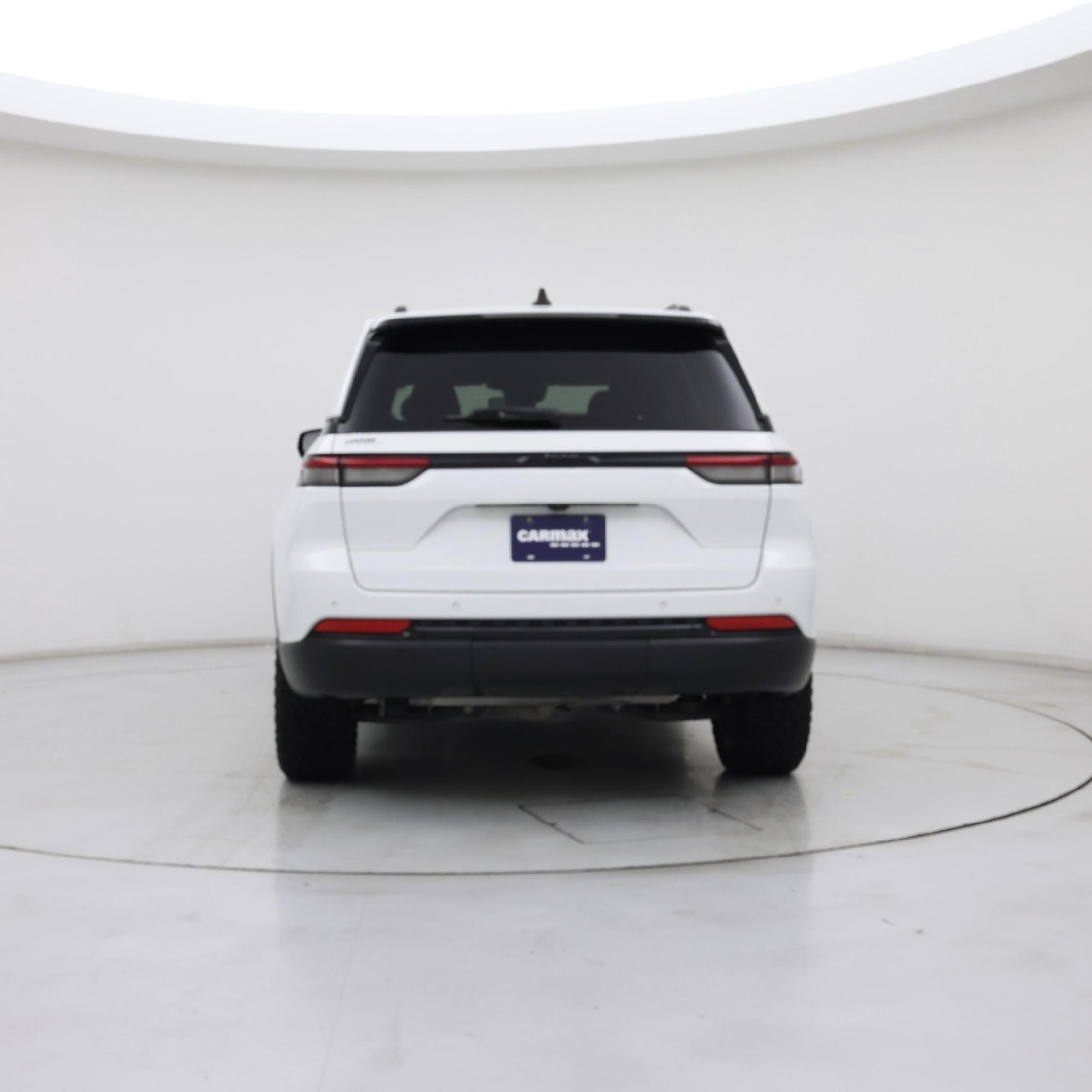 Thumbnail: 2023 Jeep Grand Cherokee - 6