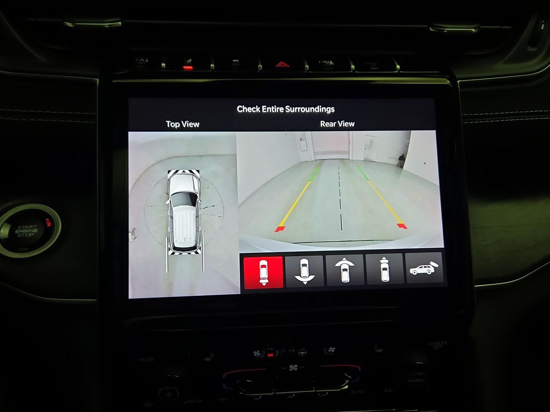 Thumbnail: 2022 Jeep Grand Cherokee - 15