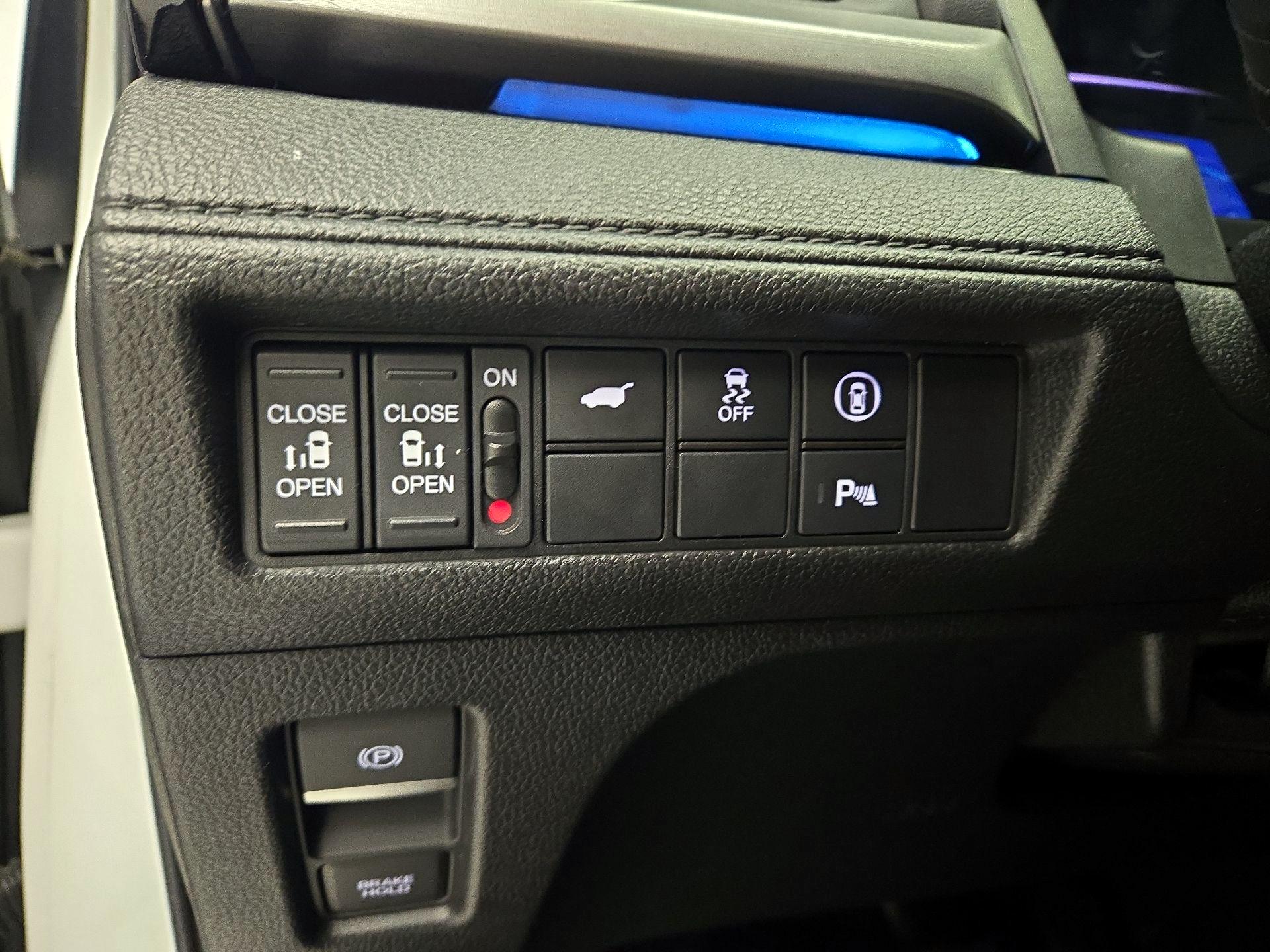 Thumbnail: 2022 Honda Odyssey - 13