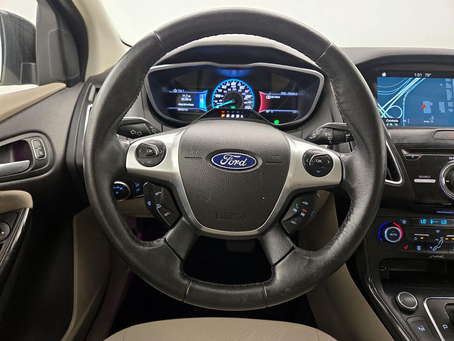 Thumbnail: 2017 Ford Focus - 10