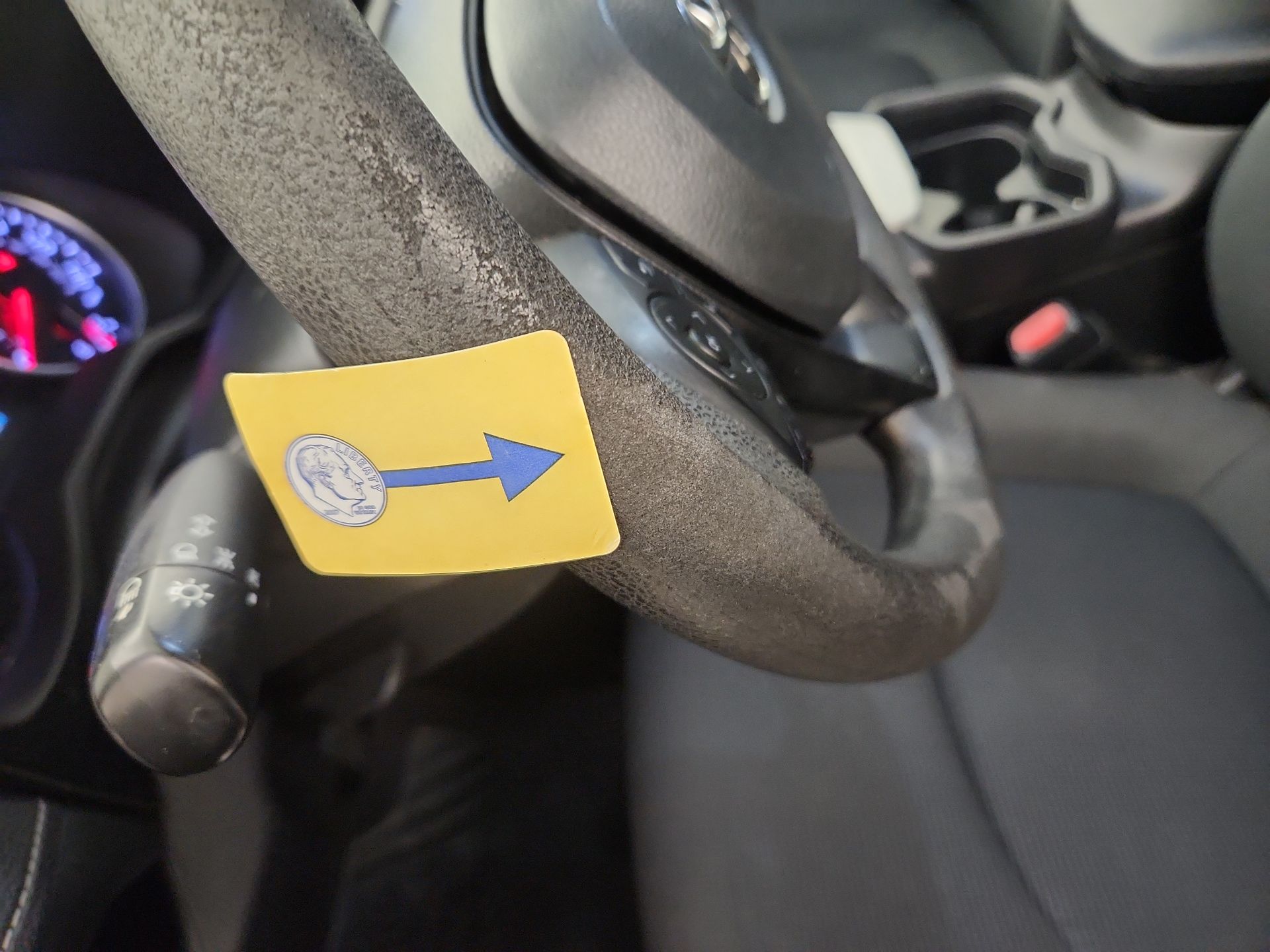 Thumbnail: 2019 Toyota RAV4 - 19