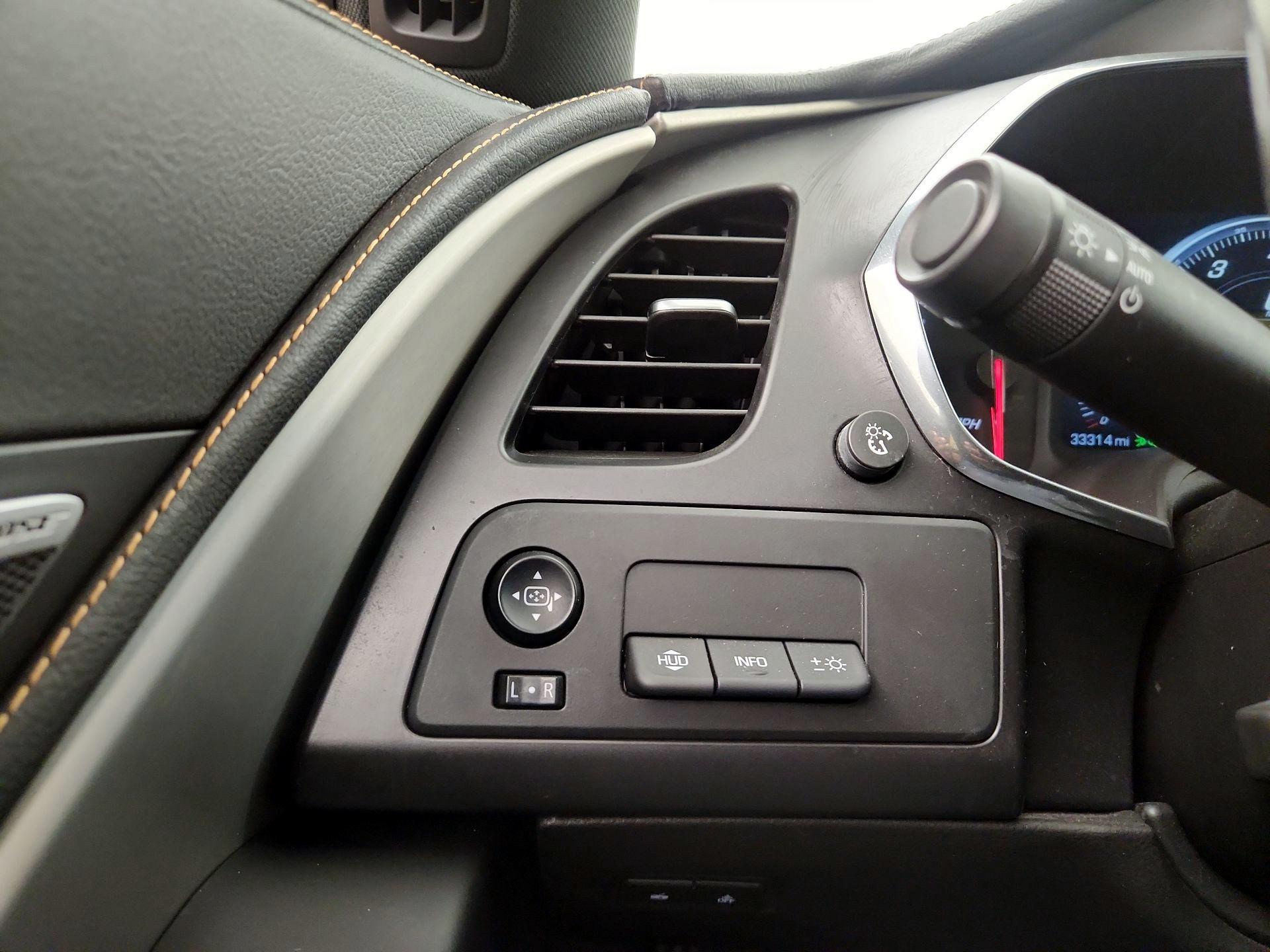 Thumbnail: 2015 Chevrolet Corvette - 13