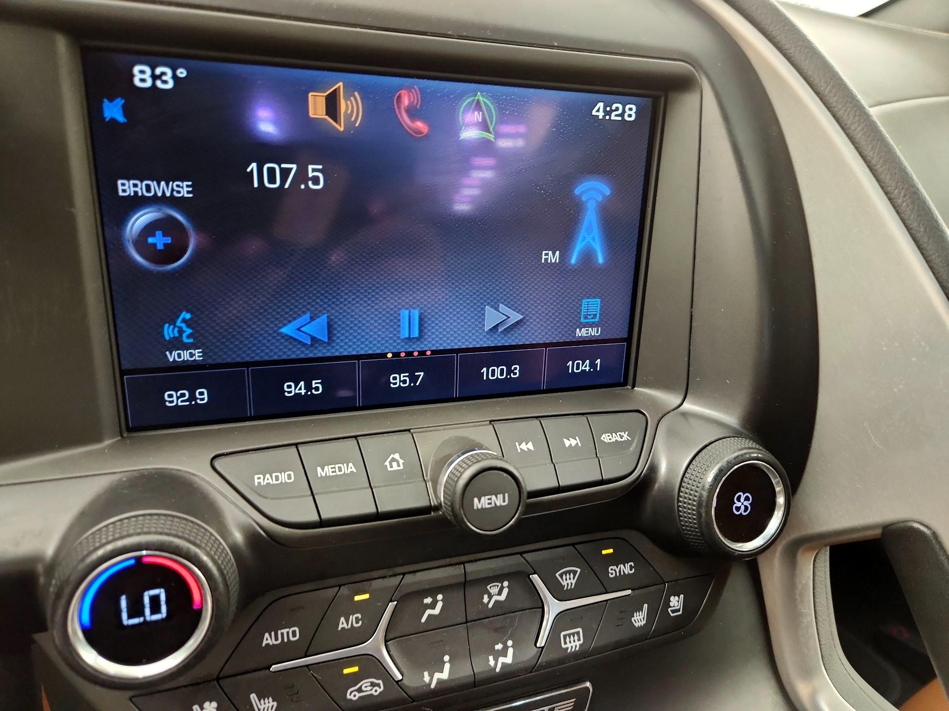 Thumbnail: 2015 Chevrolet Corvette - 15