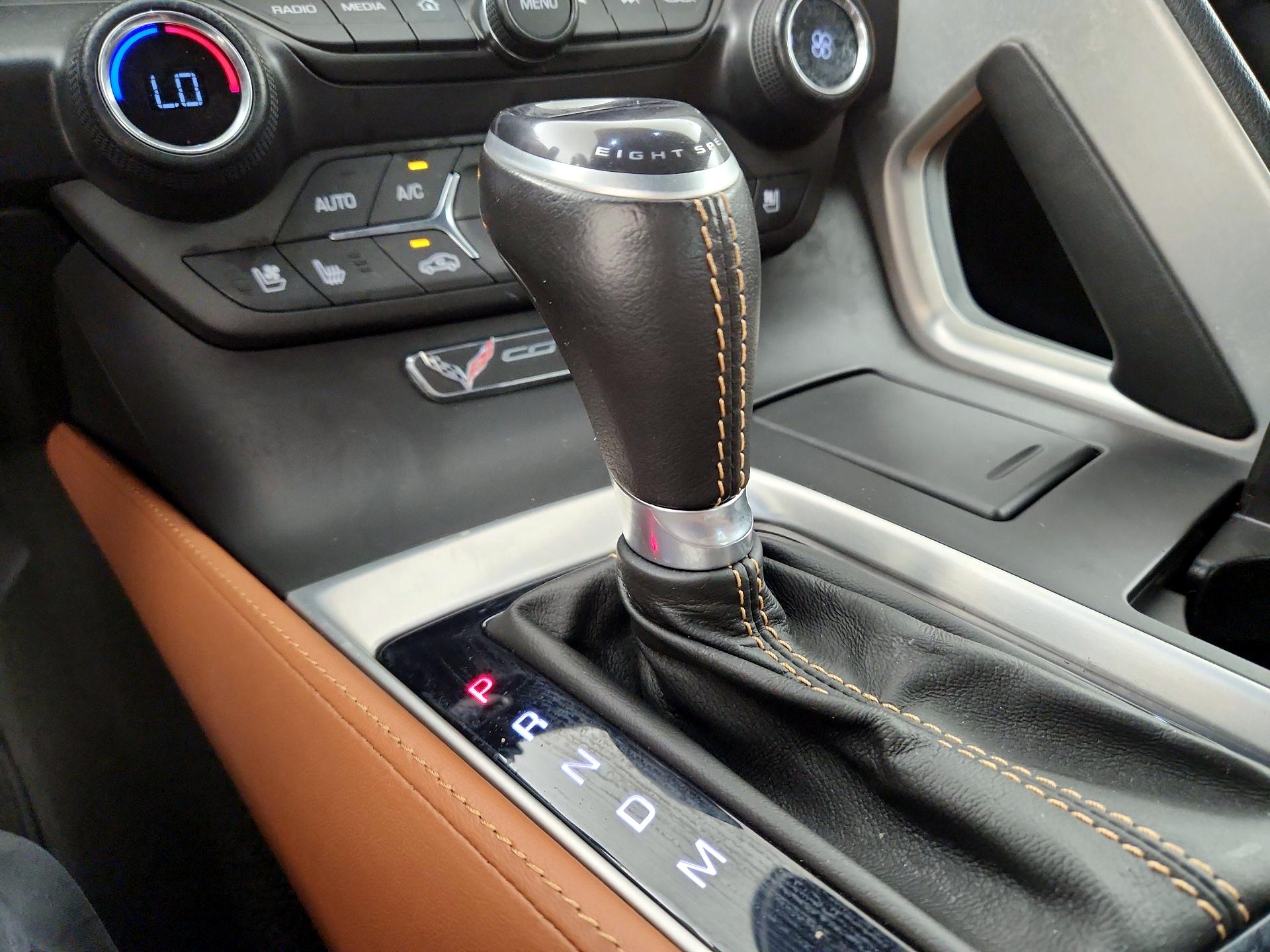 Thumbnail: 2015 Chevrolet Corvette - 17