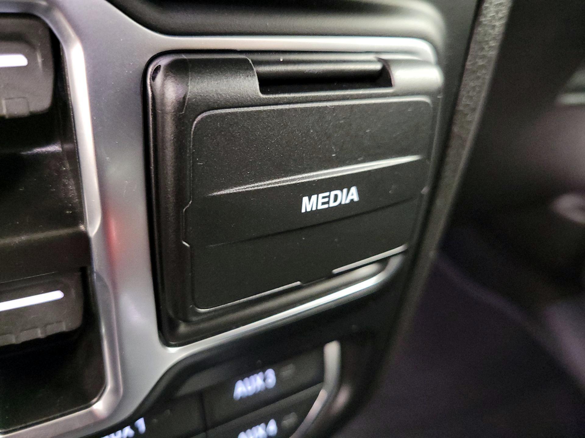 Thumbnail: 2024 Jeep Wrangler - 18