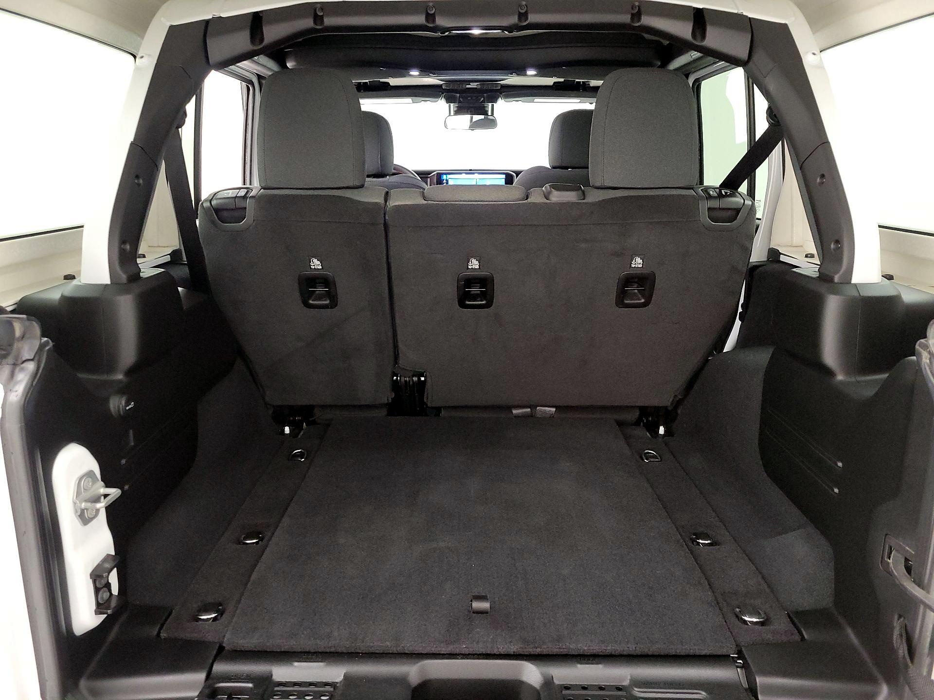 Thumbnail: 2024 Jeep Wrangler - 20