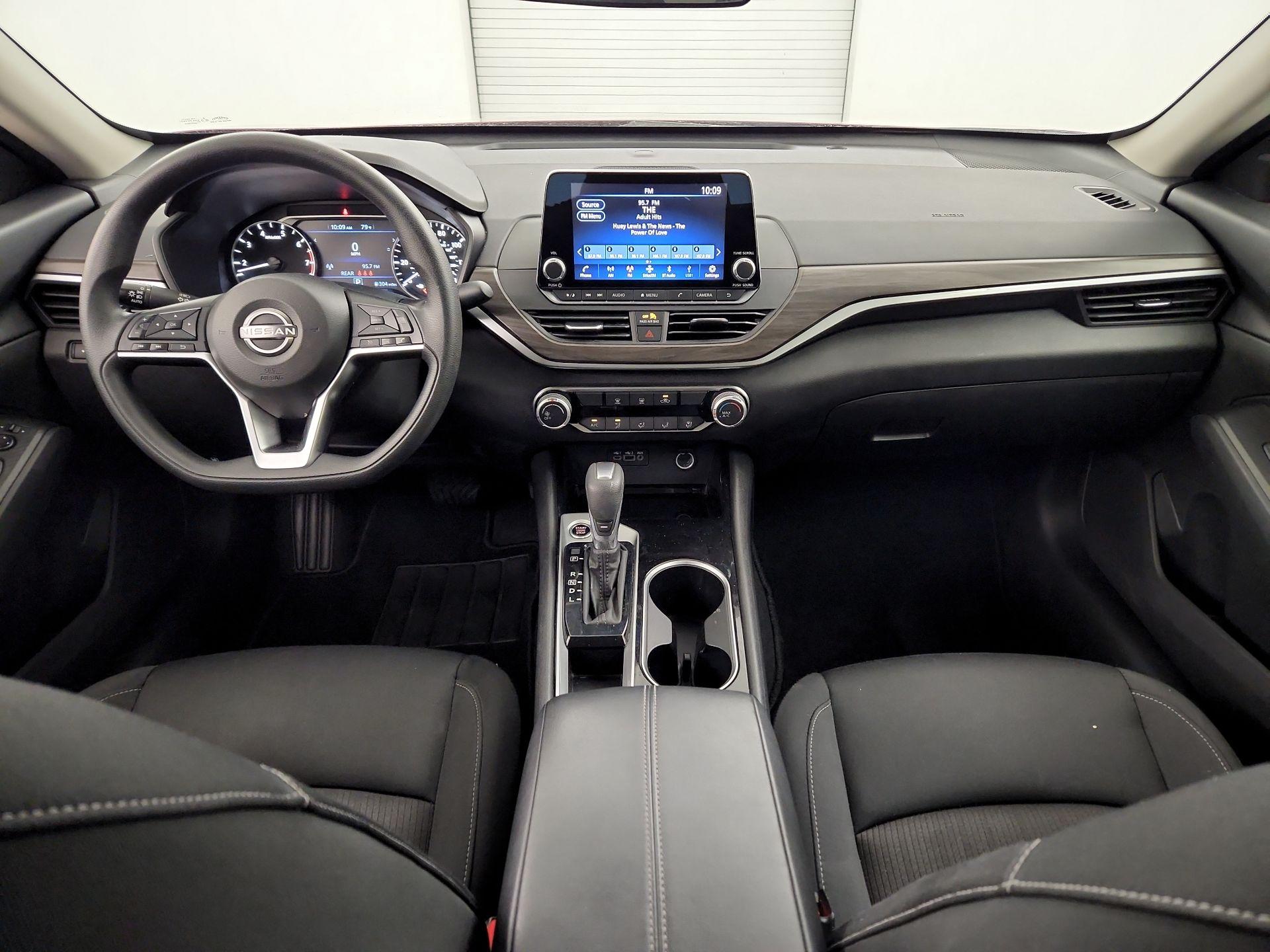 Thumbnail: 2024 Nissan Altima - 9