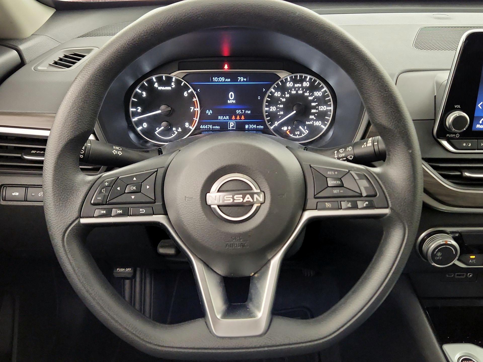 Thumbnail: 2024 Nissan Altima - 10