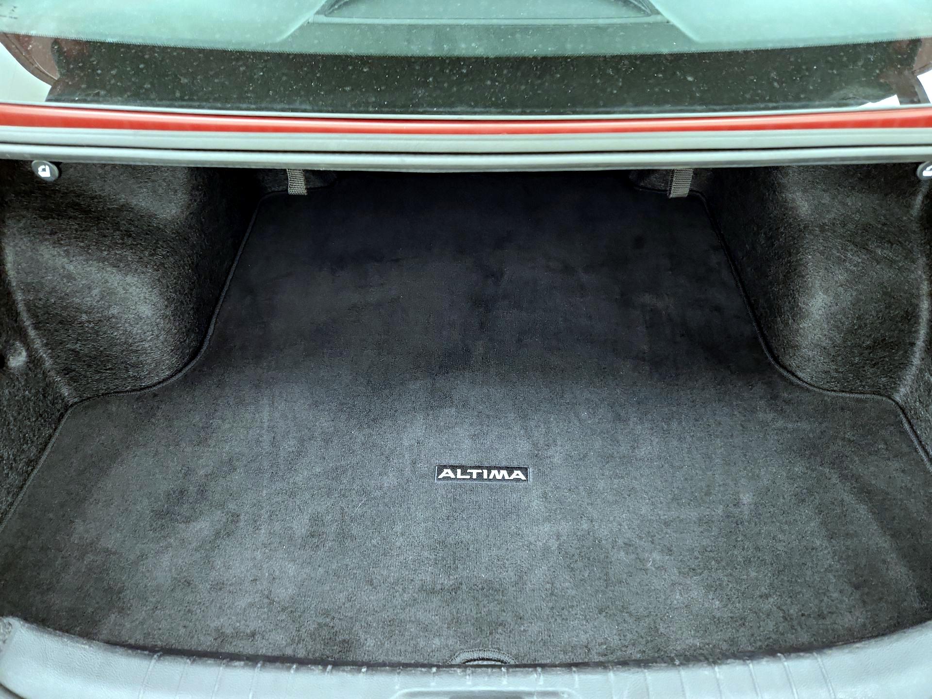 Thumbnail: 2024 Nissan Altima - 20