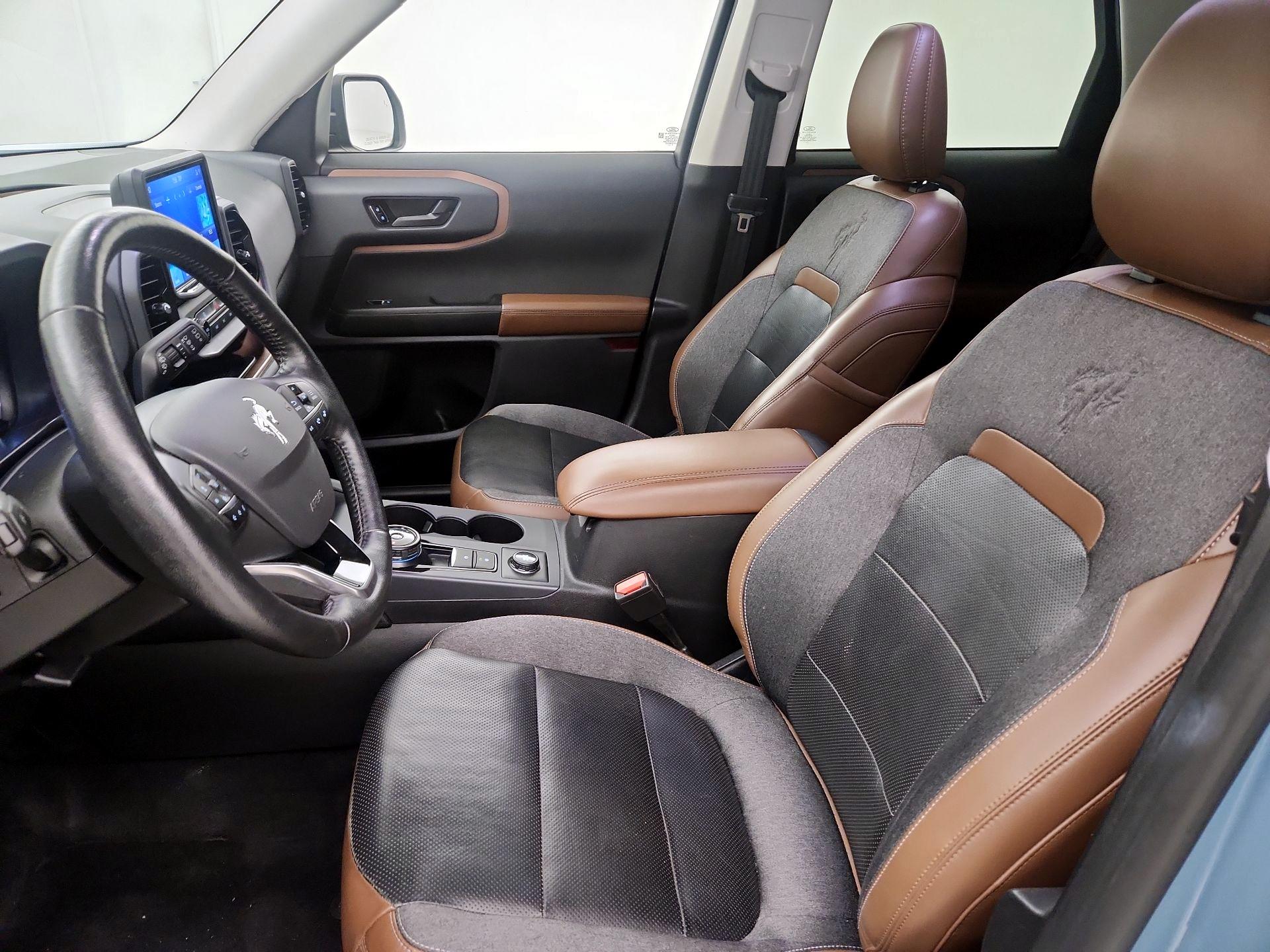 Thumbnail: 2021 Ford Bronco Sport - 11