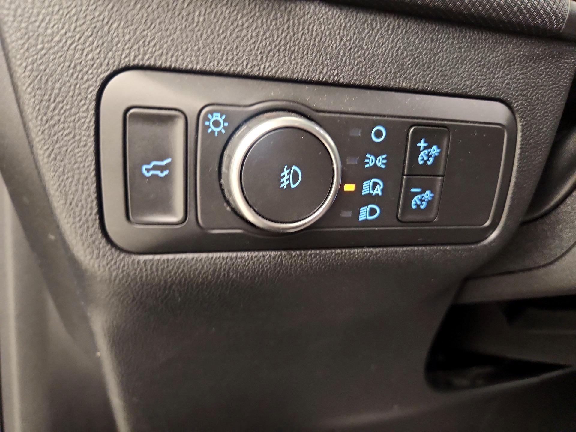 Thumbnail: 2021 Ford Bronco Sport - 13