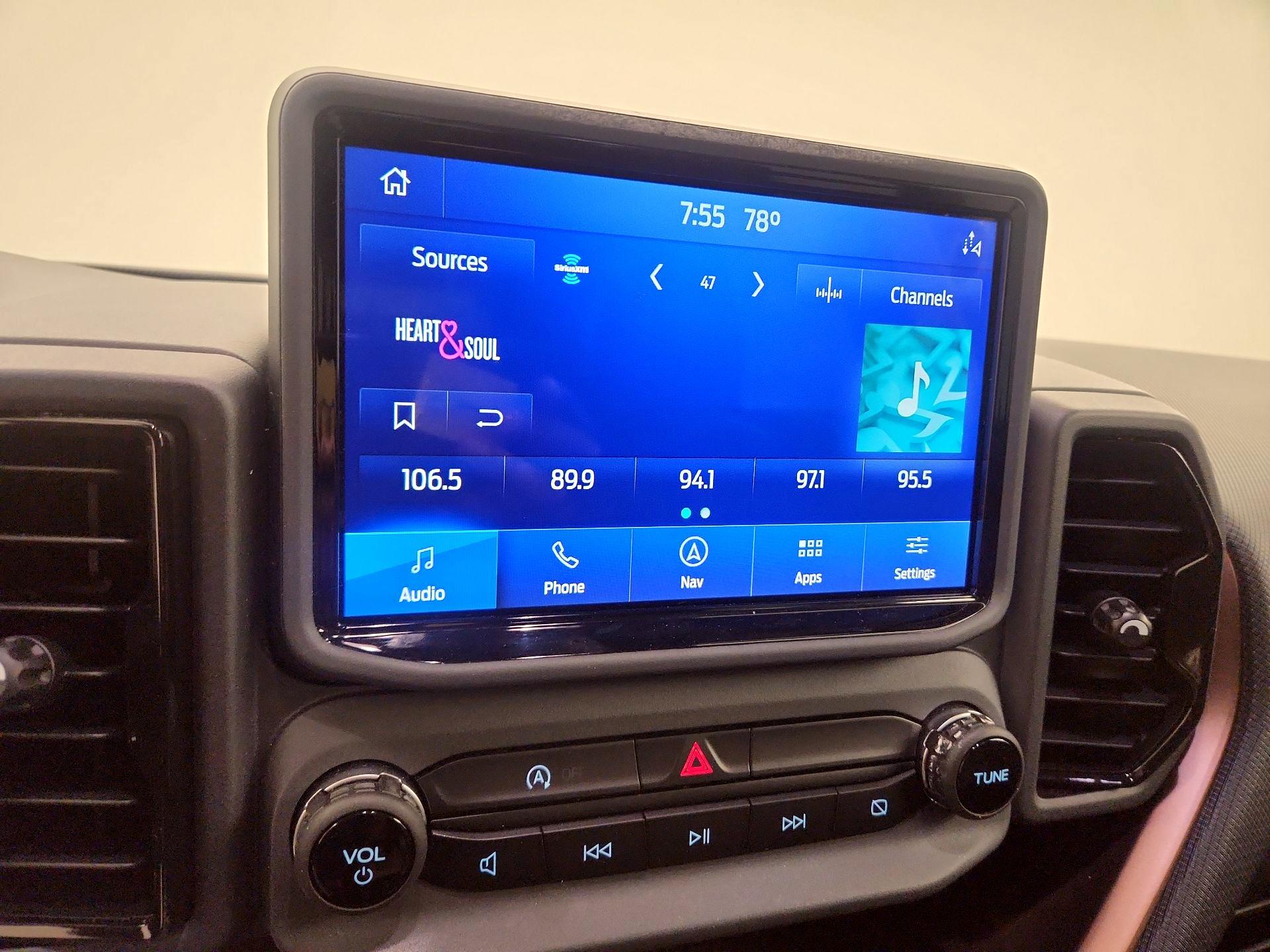 Thumbnail: 2021 Ford Bronco Sport - 15