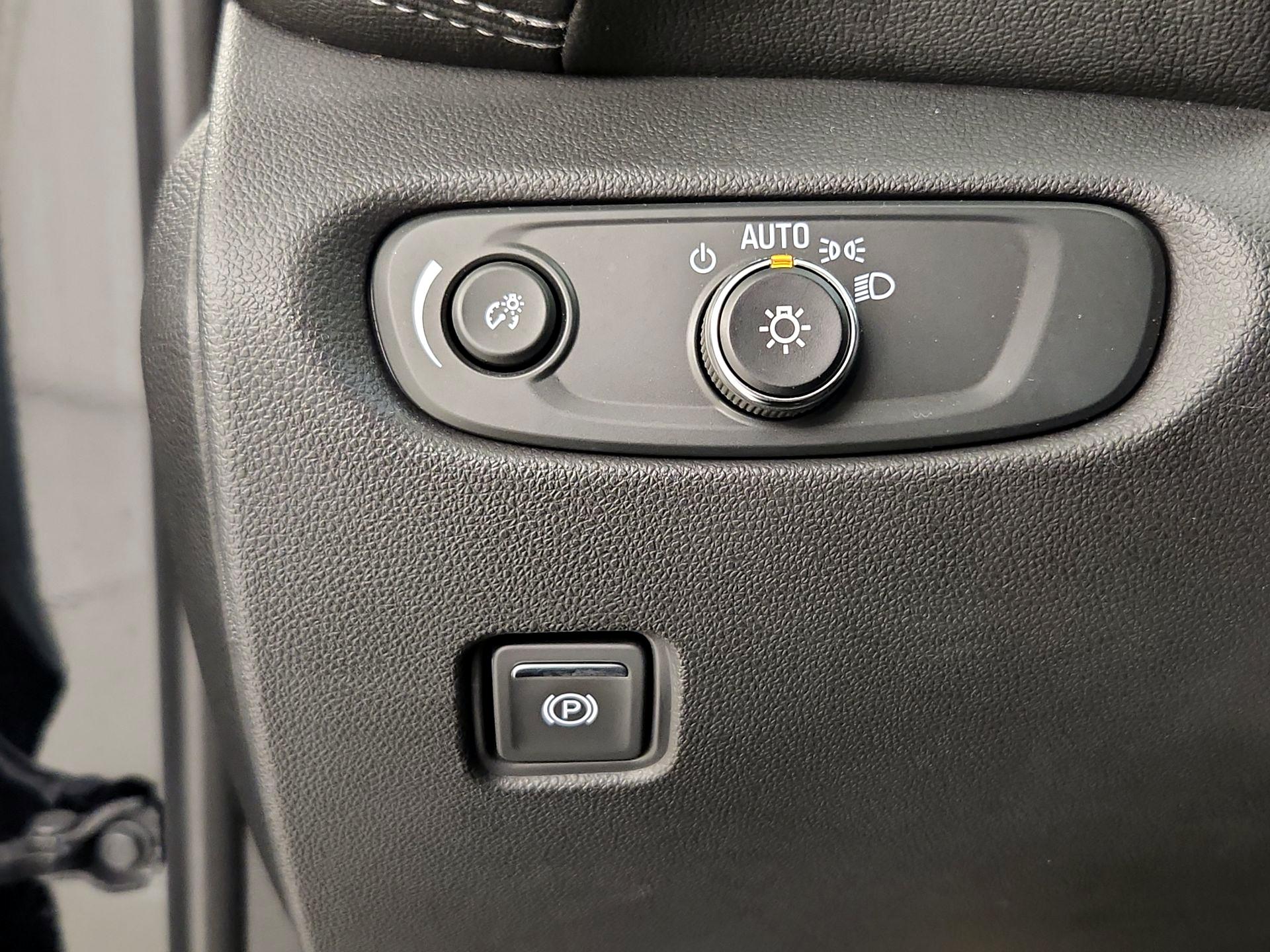 Thumbnail: 2023 Chevrolet Blazer - 13