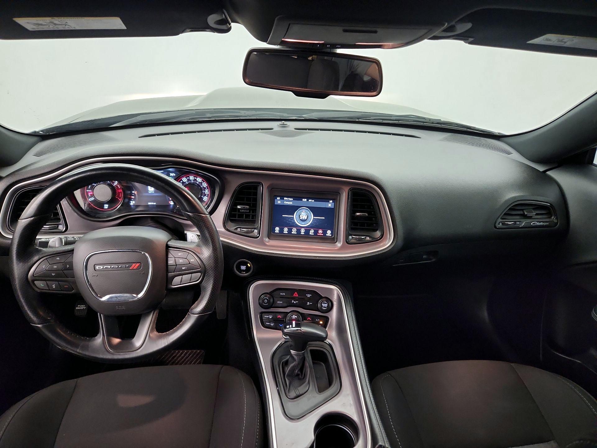 Thumbnail: 2022 Dodge Challenger - 9