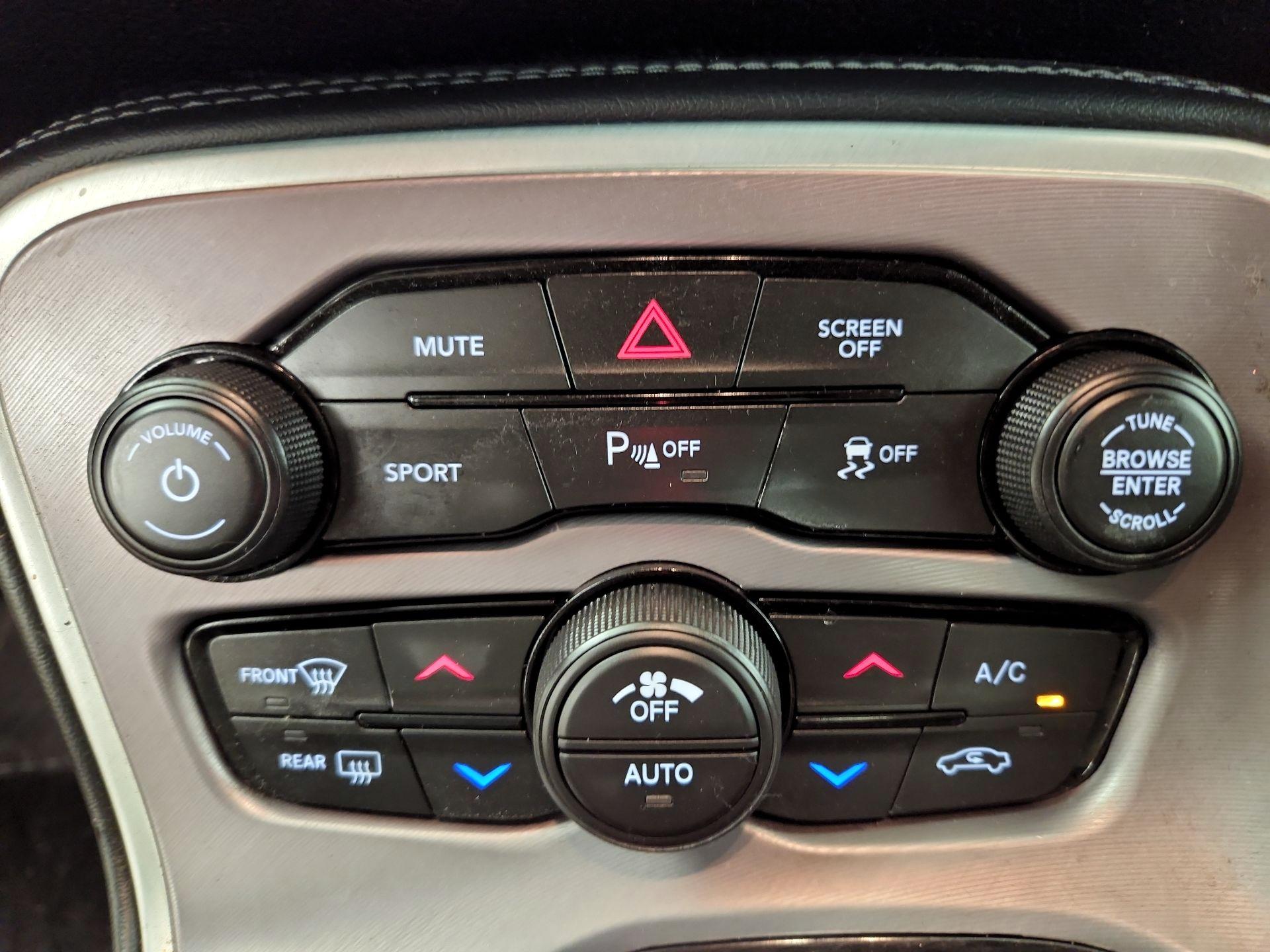 Thumbnail: 2022 Dodge Challenger - 17