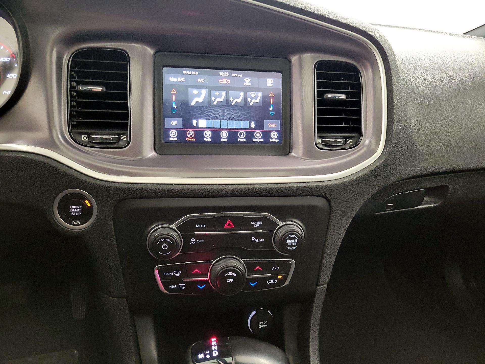 Thumbnail: 2020 Dodge Charger - 16