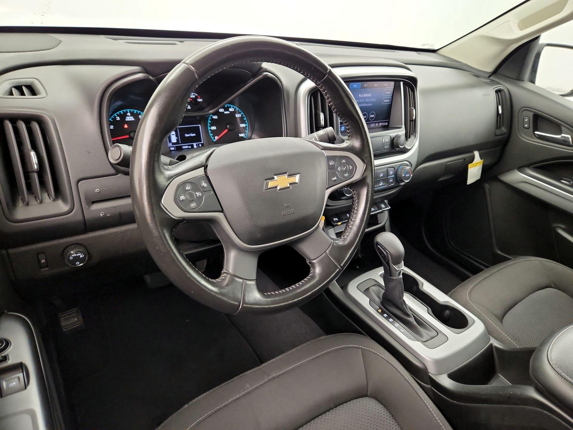 Thumbnail: 2022 Chevrolet Colorado - 9