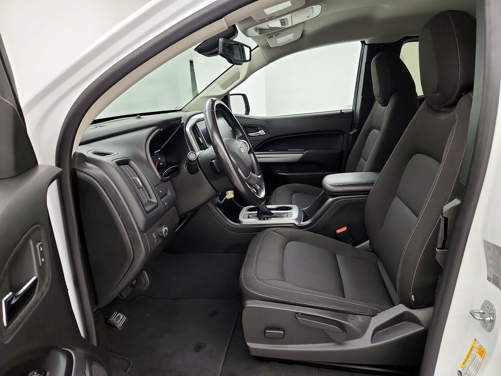 Thumbnail: 2022 Chevrolet Colorado - 11