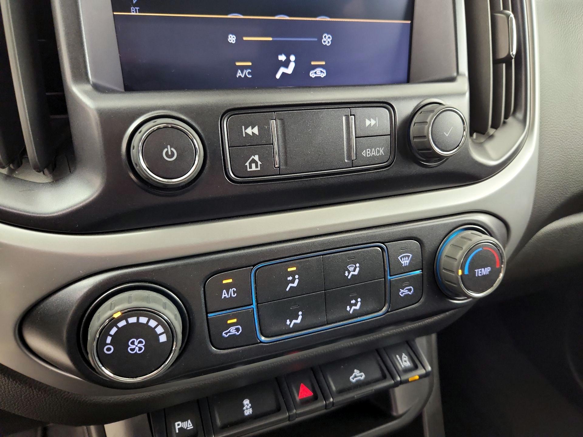 Thumbnail: 2022 Chevrolet Colorado - 16