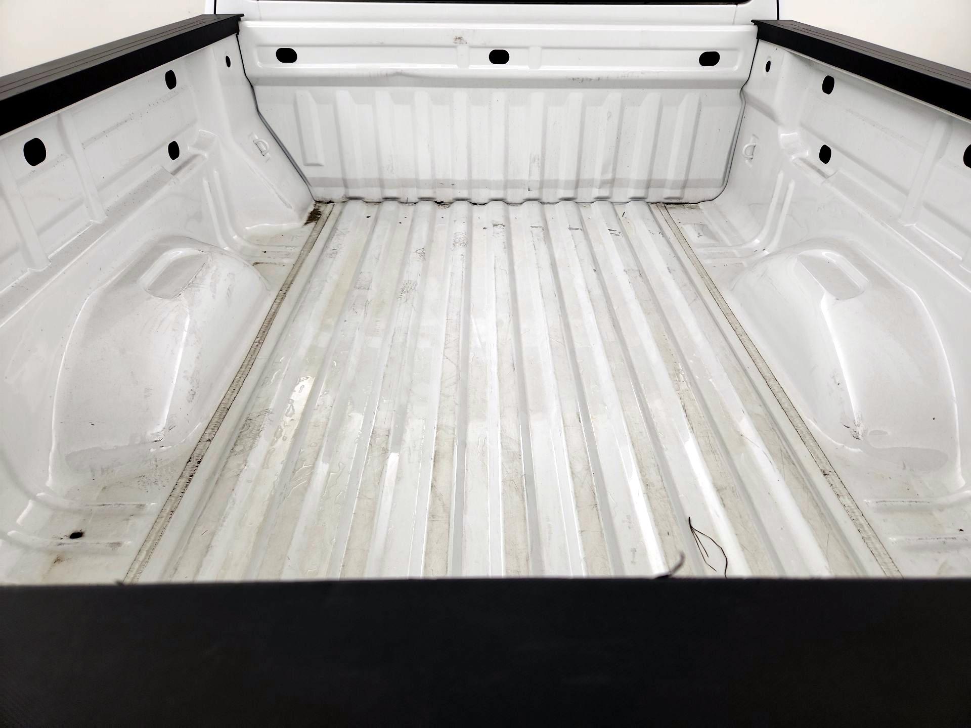 Thumbnail: 2022 Chevrolet Colorado - 20