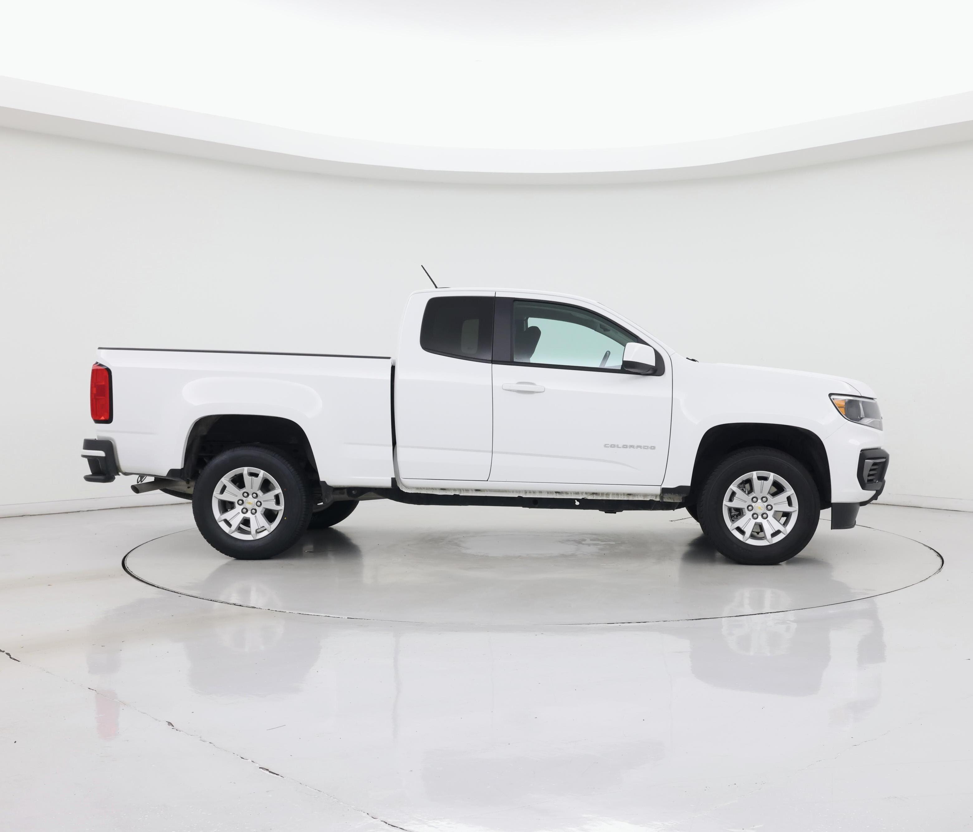 Thumbnail: 2022 Chevrolet Colorado - 7