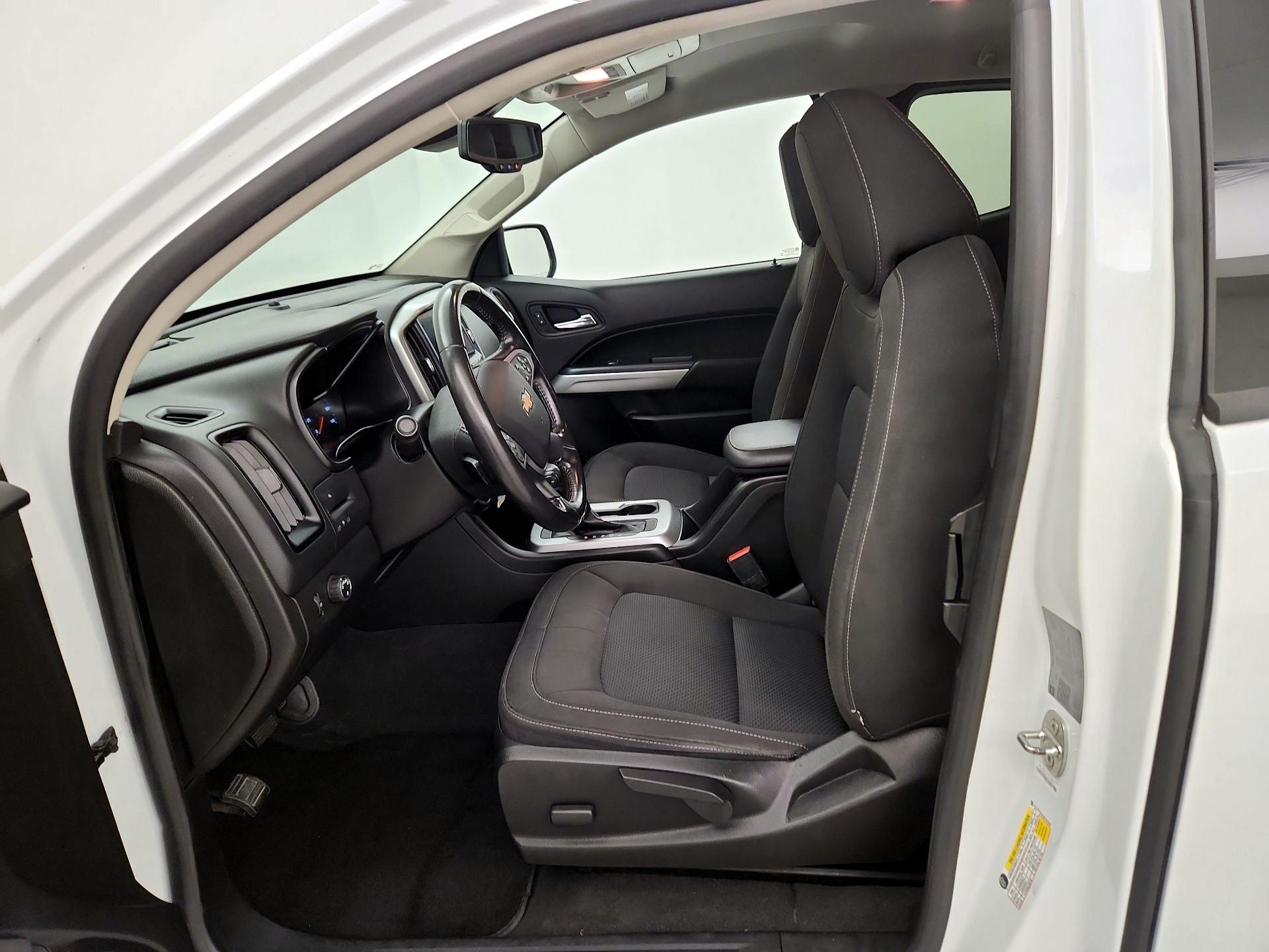 Thumbnail: 2021 Chevrolet Colorado - 11