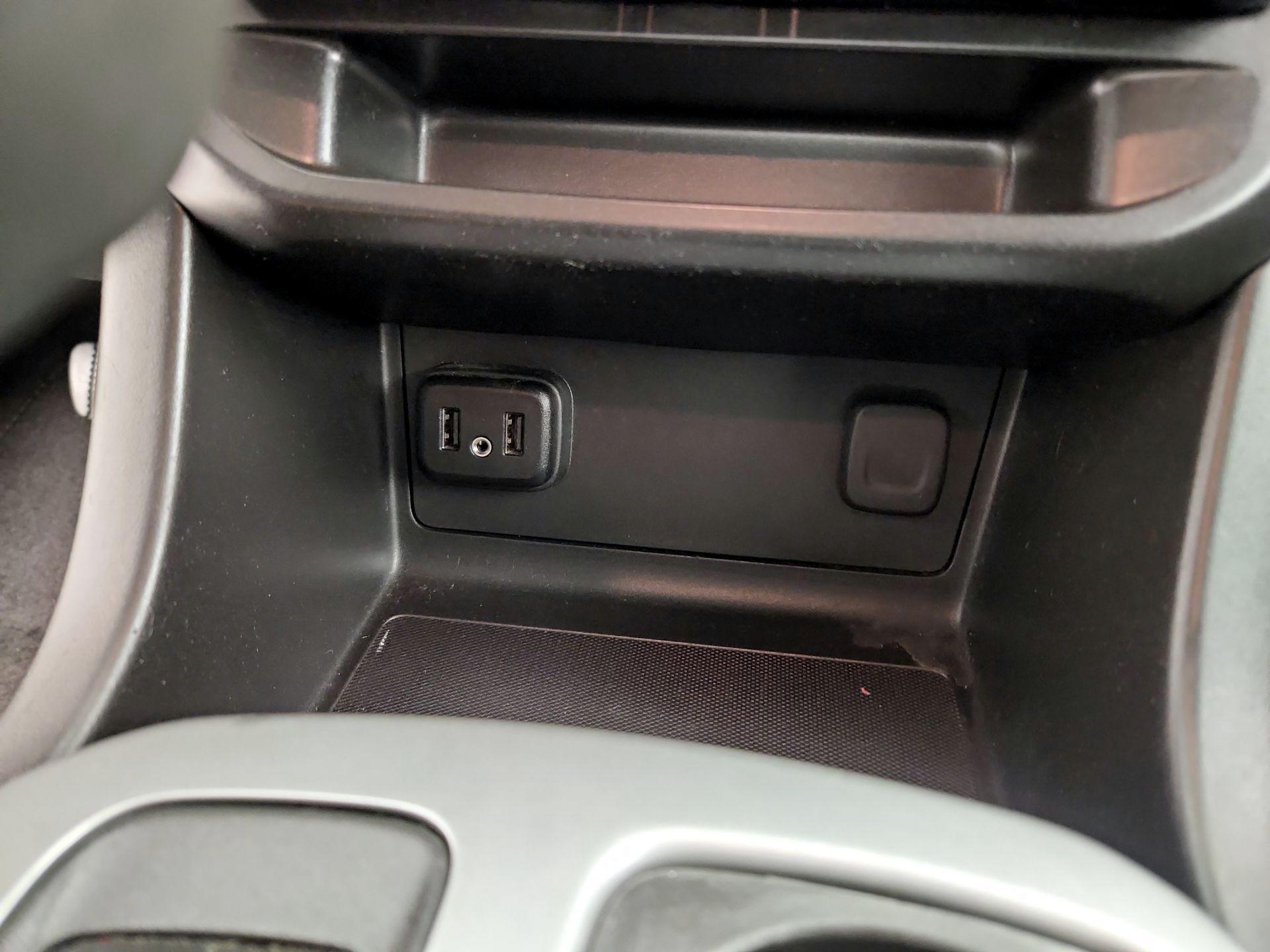 Thumbnail: 2021 Chevrolet Colorado - 18