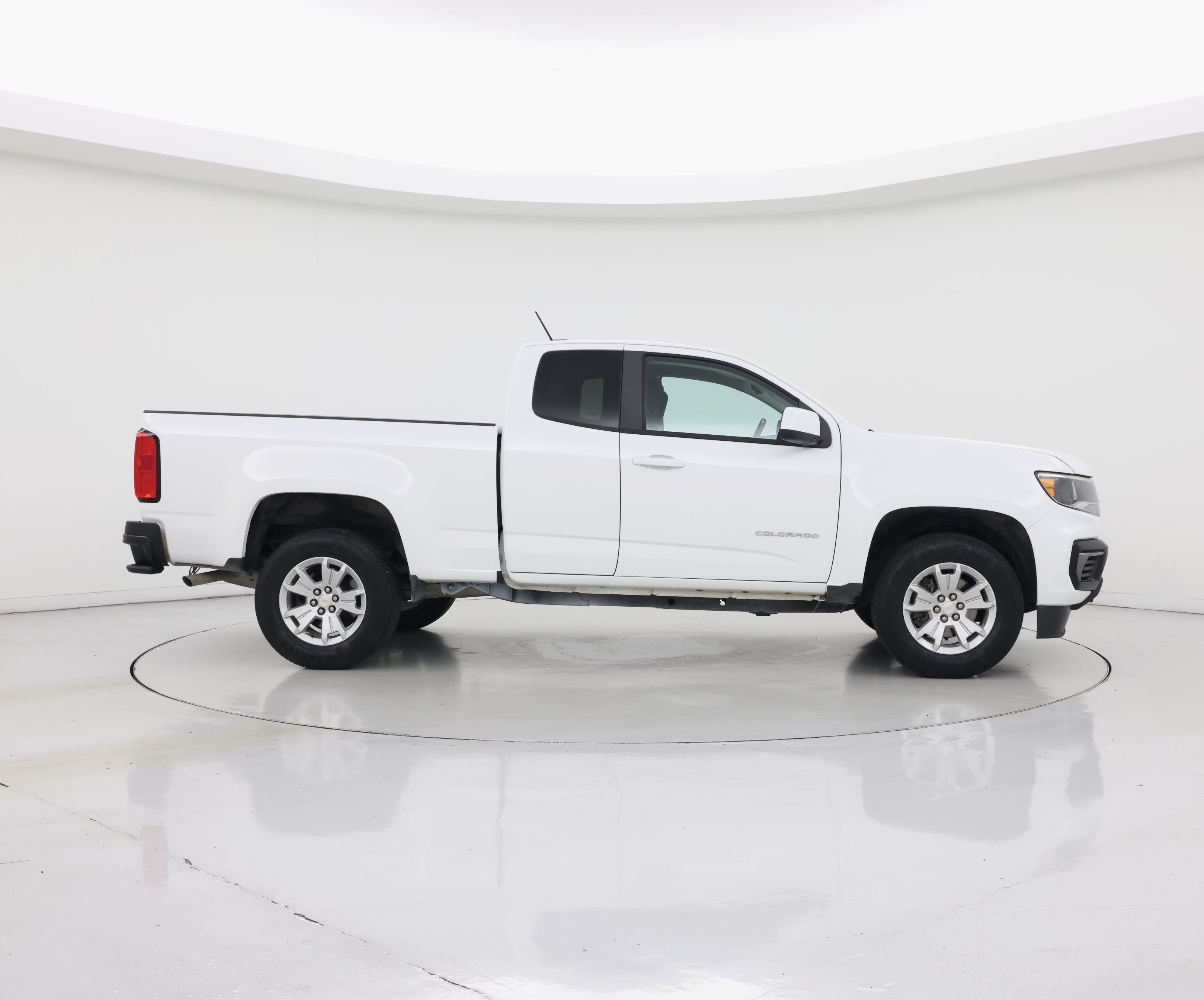 Thumbnail: 2021 Chevrolet Colorado - 7