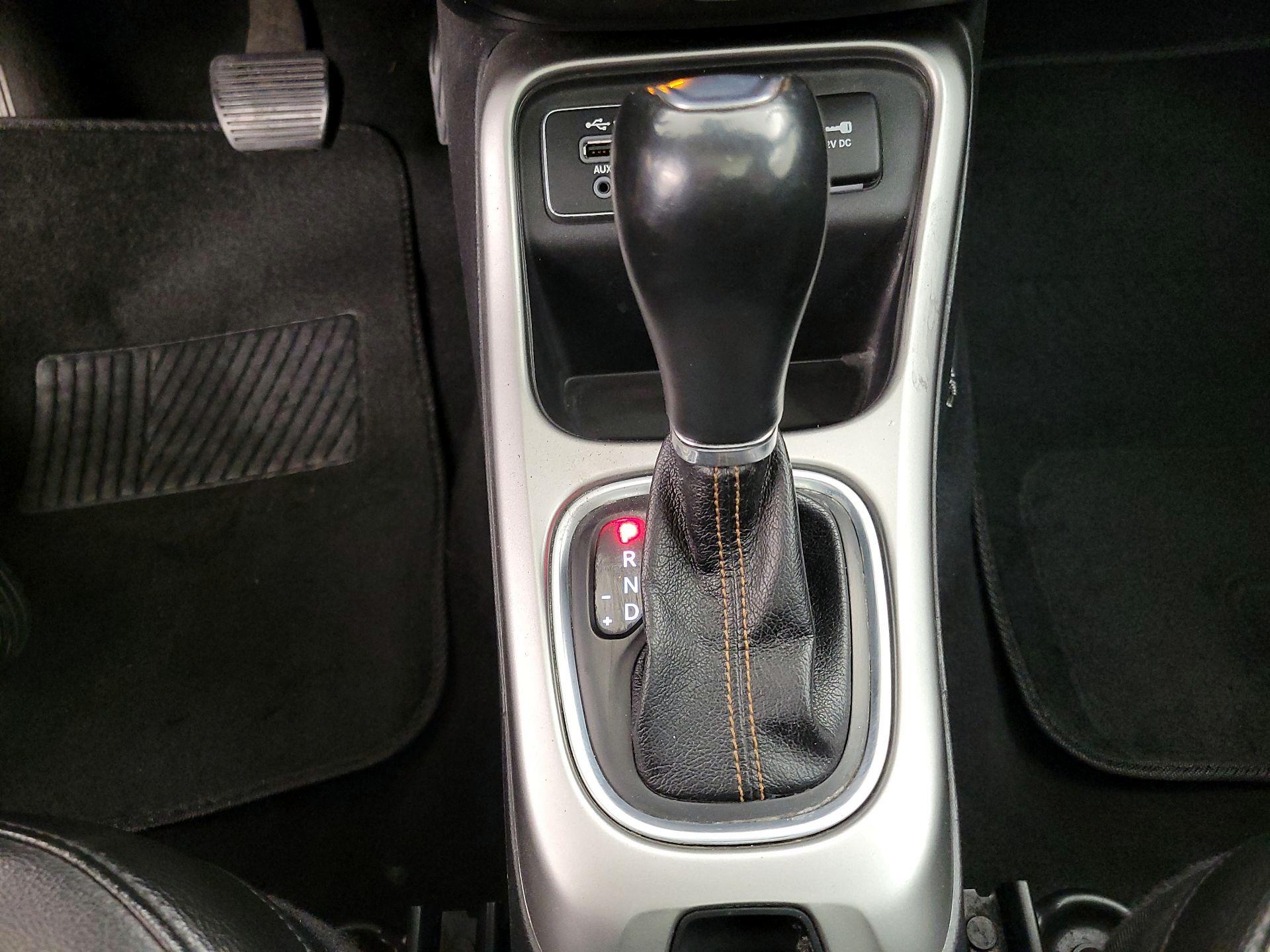 Thumbnail: 2020 Jeep Compass - 17