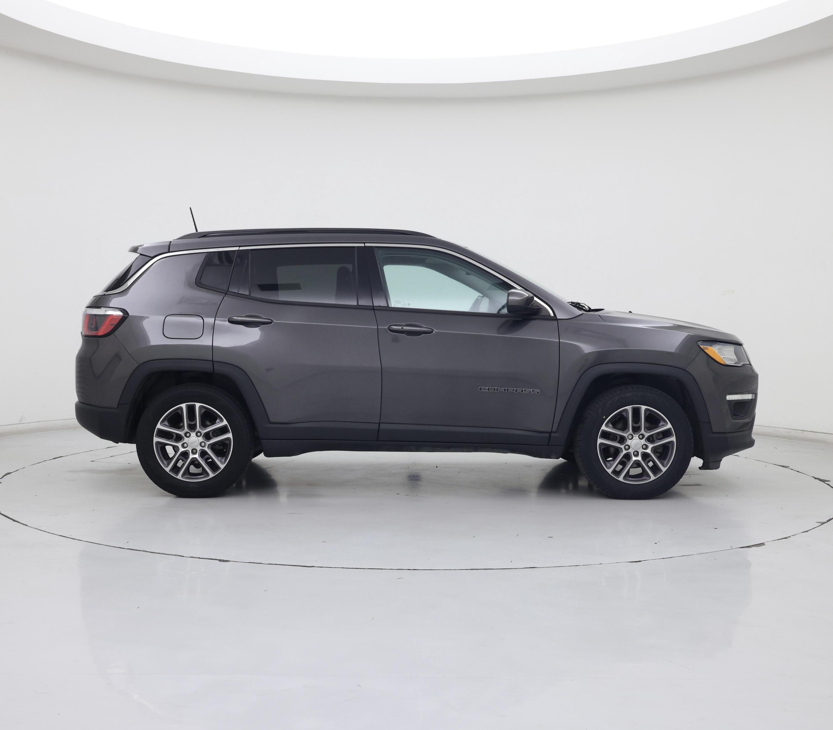 Thumbnail: 2020 Jeep Compass - 7