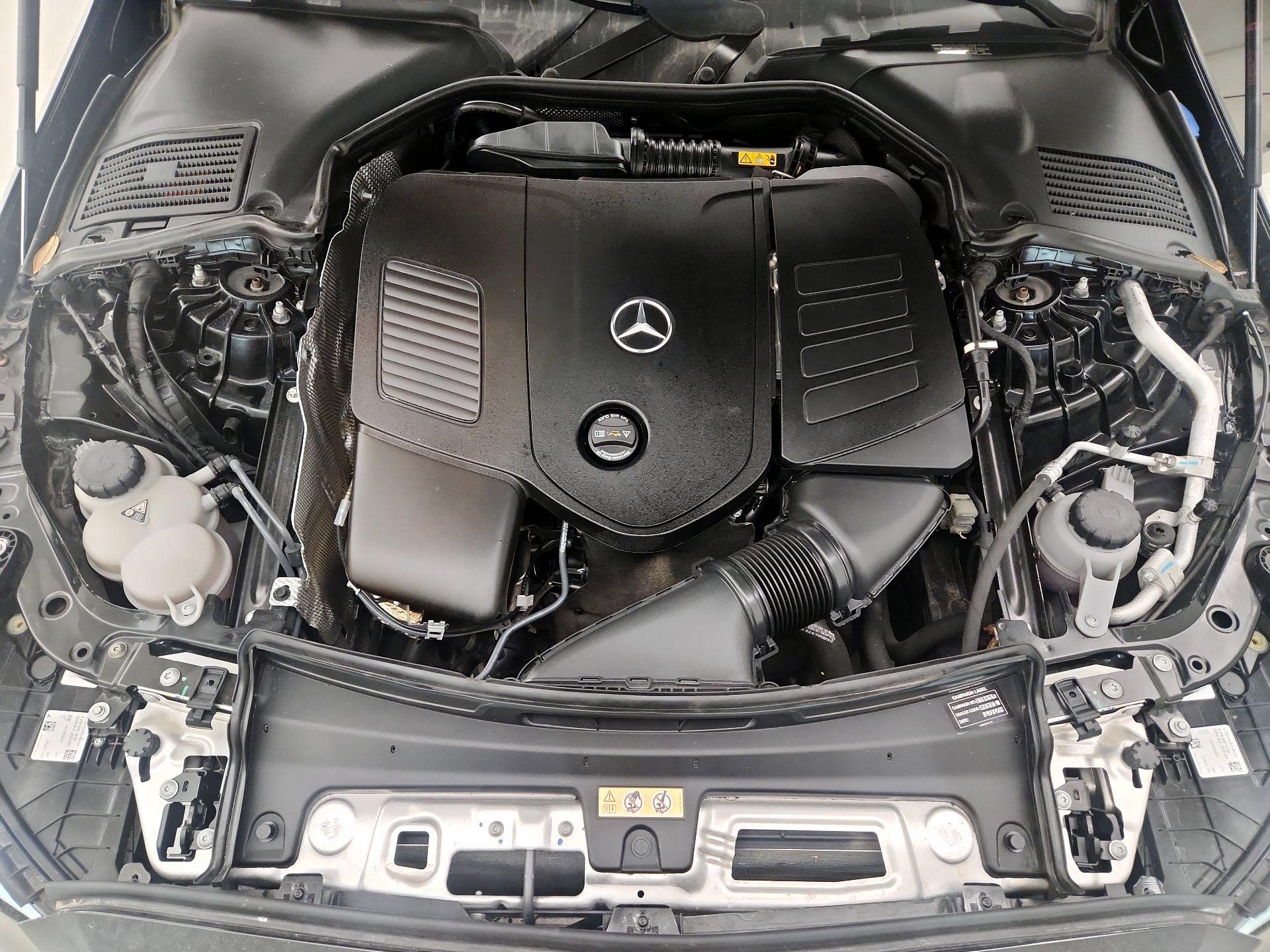 Thumbnail: 2022 Mercedes-Benz C-Class - 17