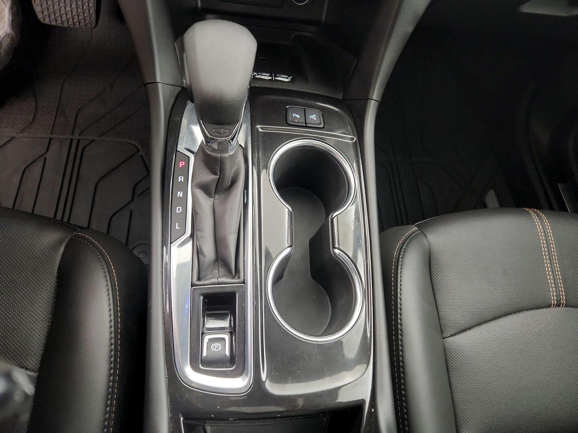 Thumbnail: 2022 Chevrolet Equinox - 17