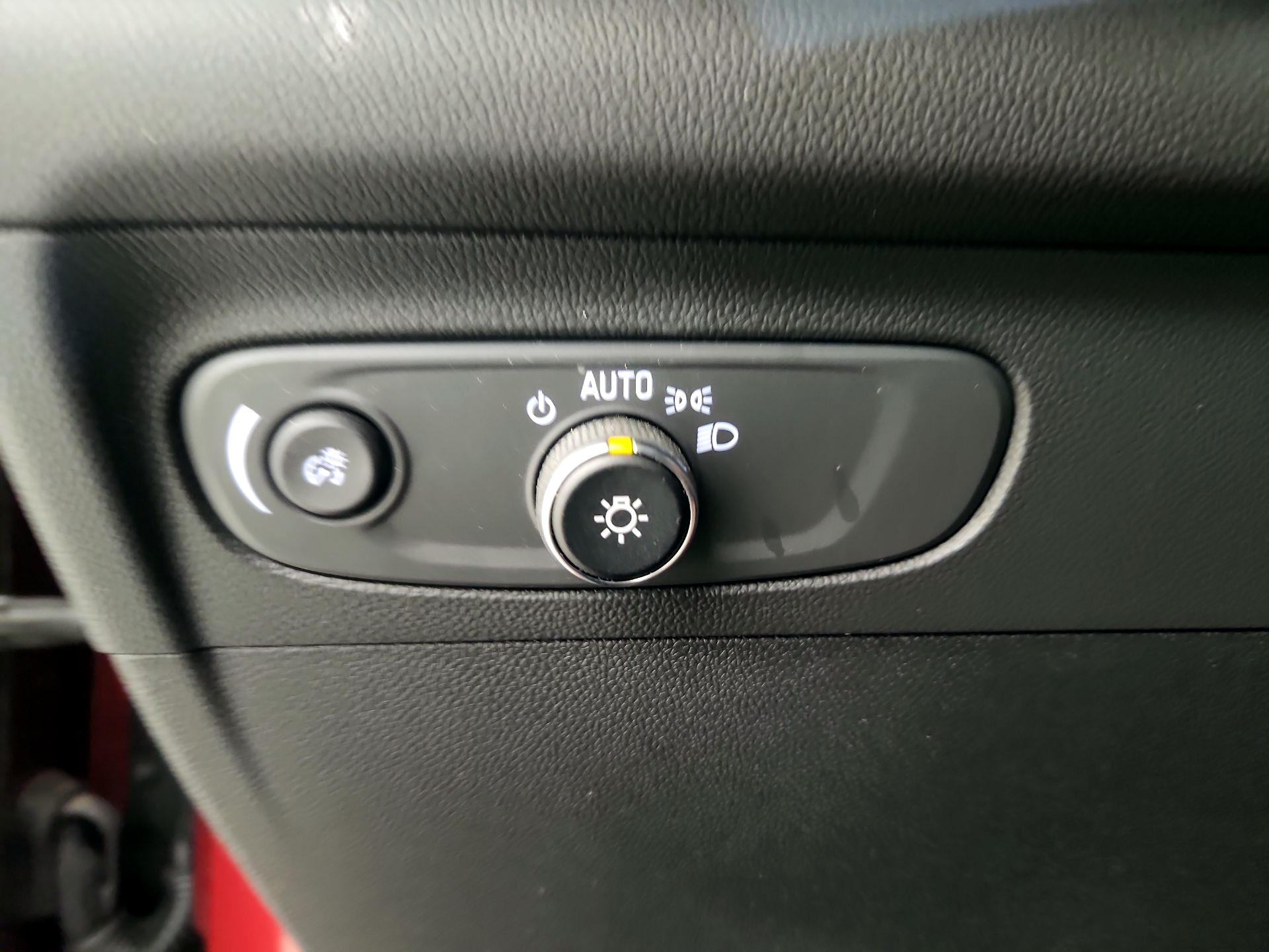 Thumbnail: 2023 Buick Envision - 13