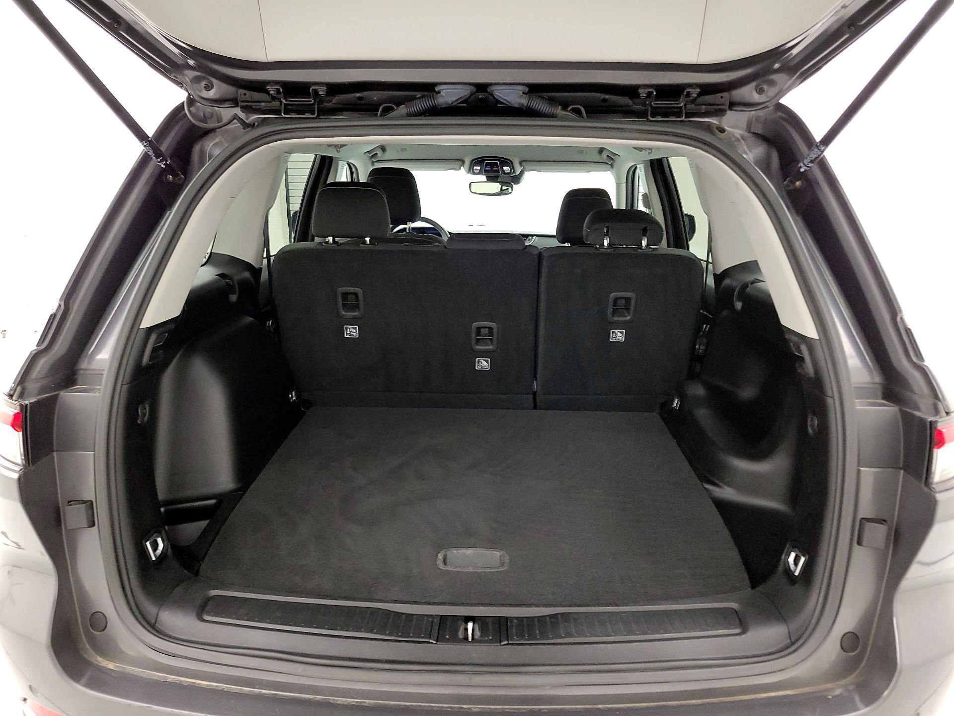 Thumbnail: 2023 Jeep Grand Cherokee - 20