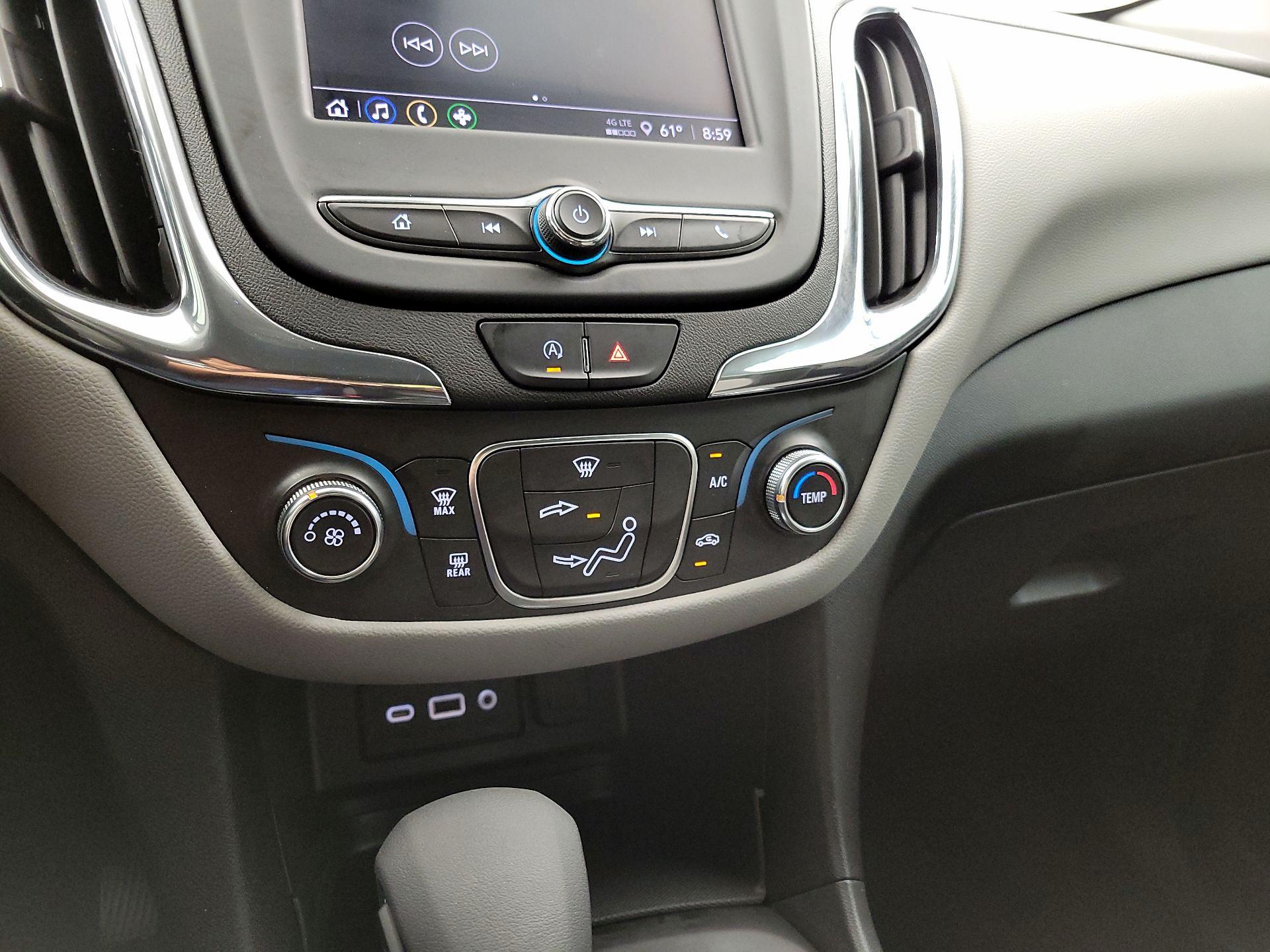 Thumbnail: 2022 Chevrolet Equinox - 16