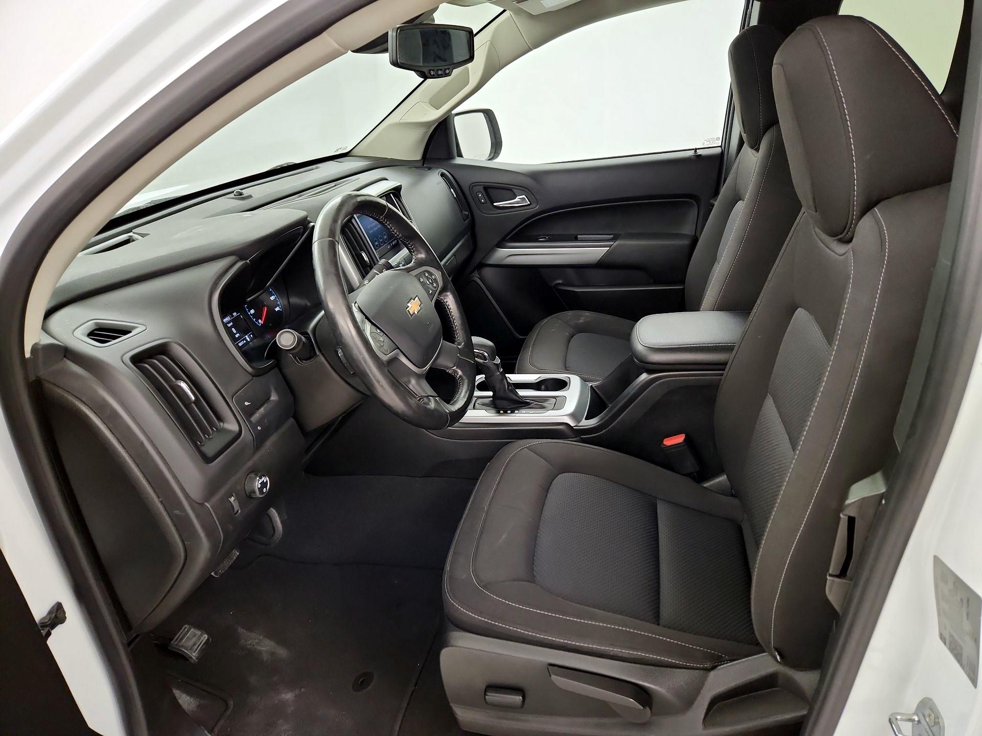 Thumbnail: 2022 Chevrolet Colorado - 11