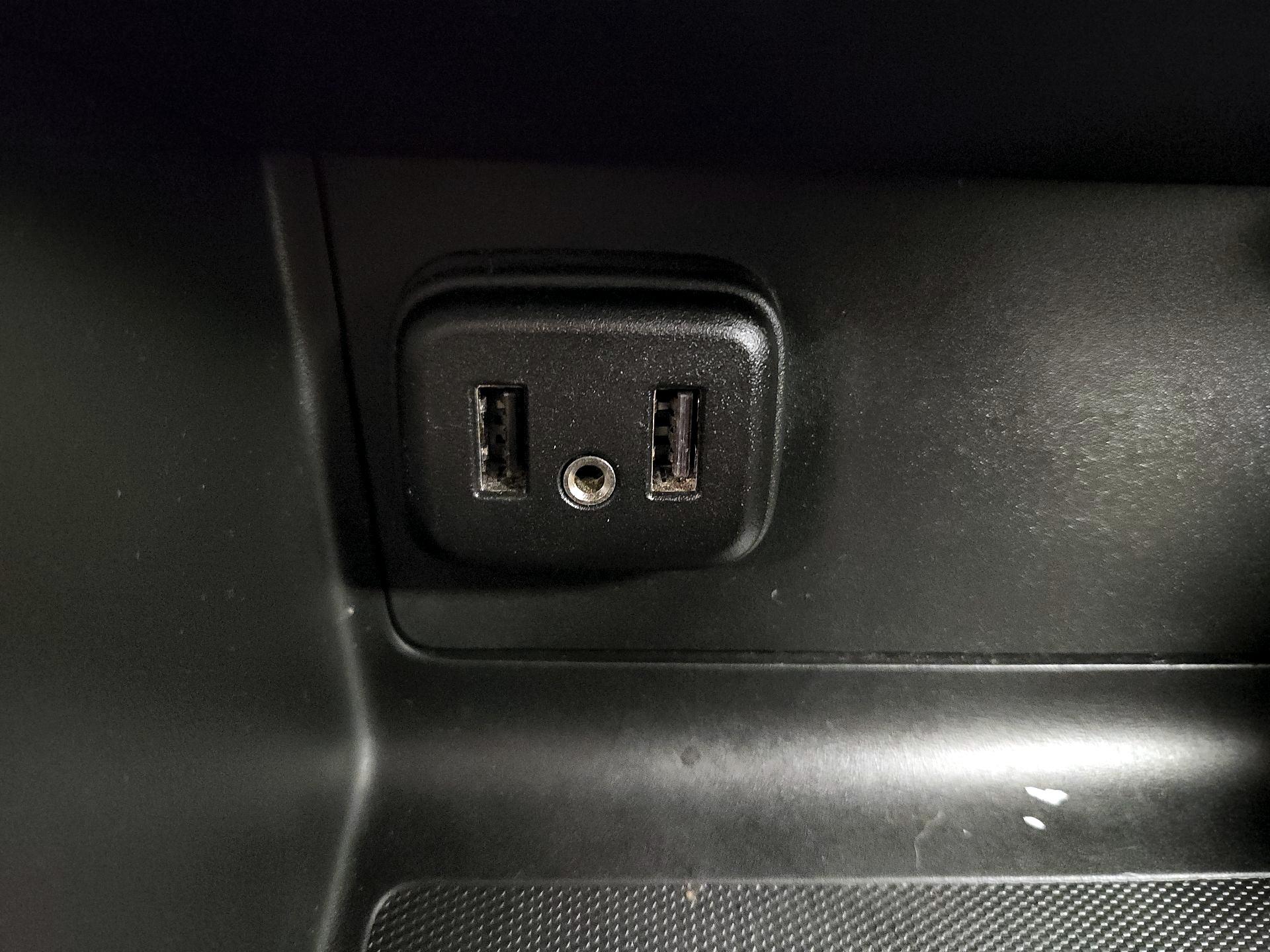 Thumbnail: 2022 Chevrolet Colorado - 18