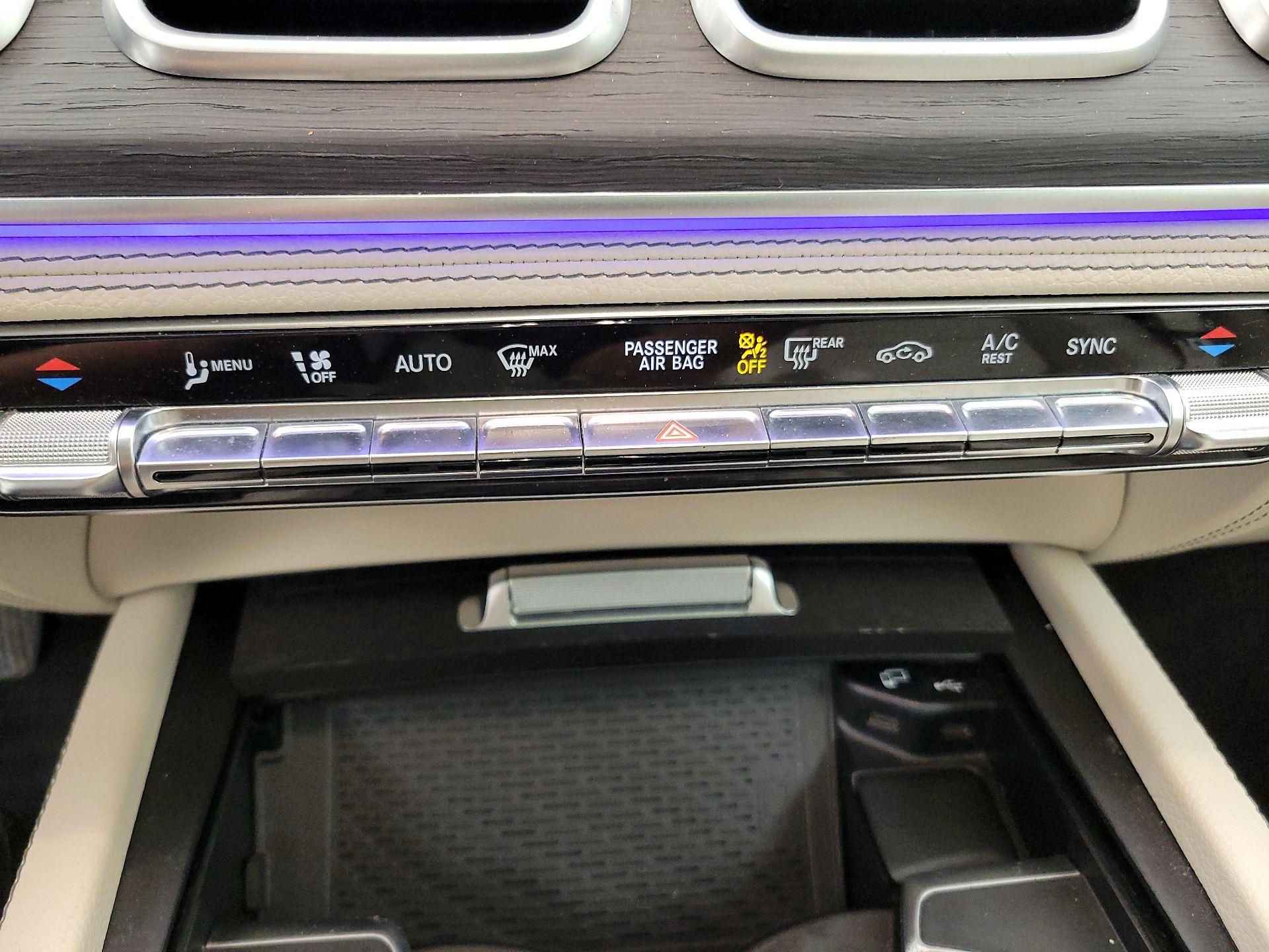 Thumbnail: 2021 Mercedes-Benz GLE - 17